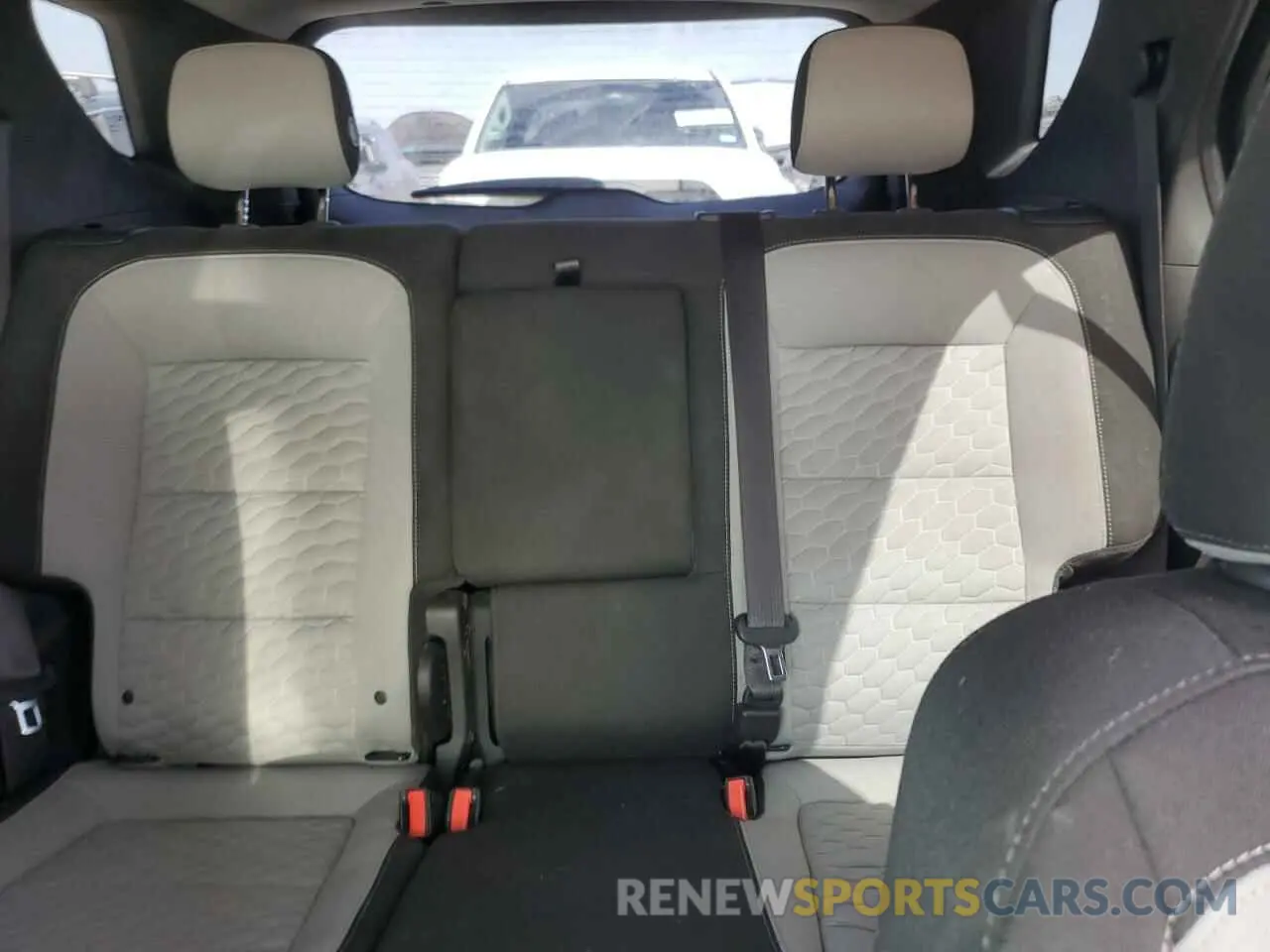 10 Photograph of a damaged car 3GNAXKEV0LS502558 CHEVROLET EQUINOX 2020