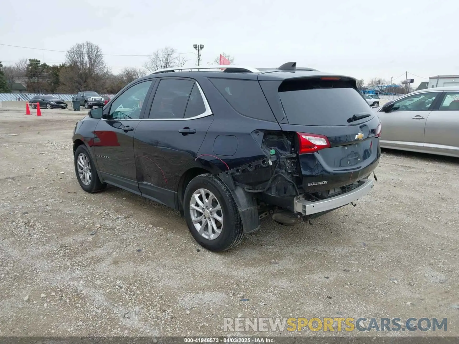 3 Photograph of a damaged car 3GNAXKEV0LS515102 CHEVROLET EQUINOX 2020