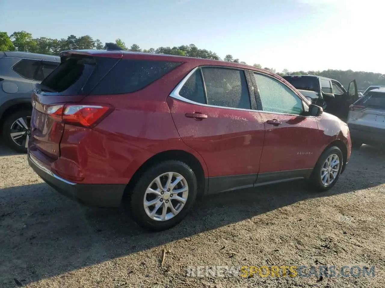 3 Photograph of a damaged car 3GNAXKEV0LS516282 CHEVROLET EQUINOX 2020