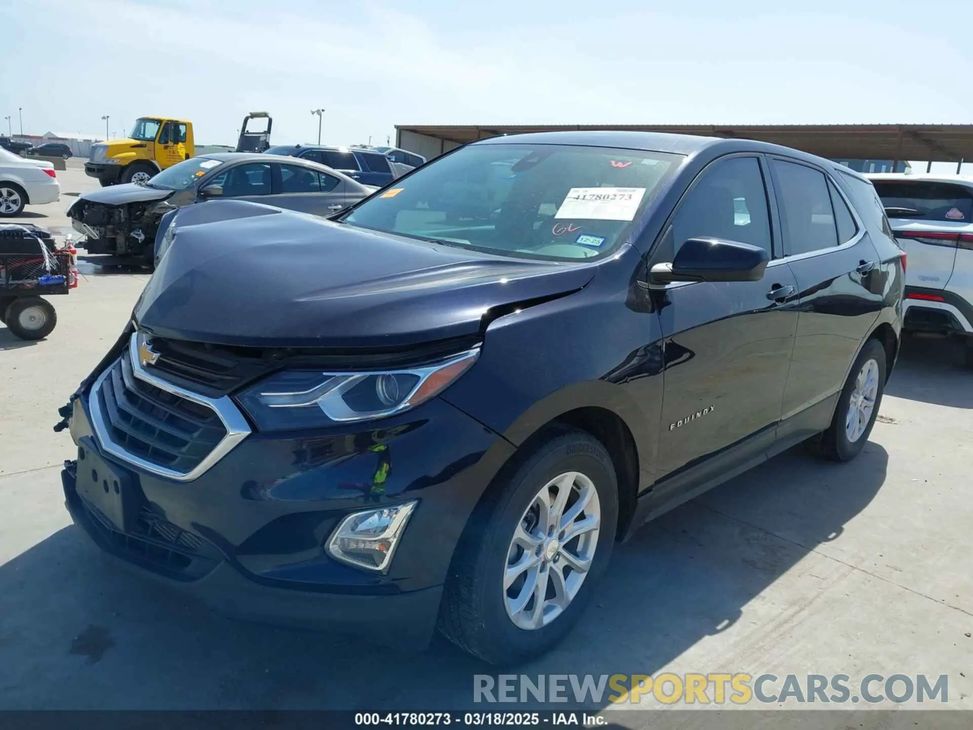 2 Photograph of a damaged car 3GNAXKEV0LS583500 CHEVROLET EQUINOX 2020