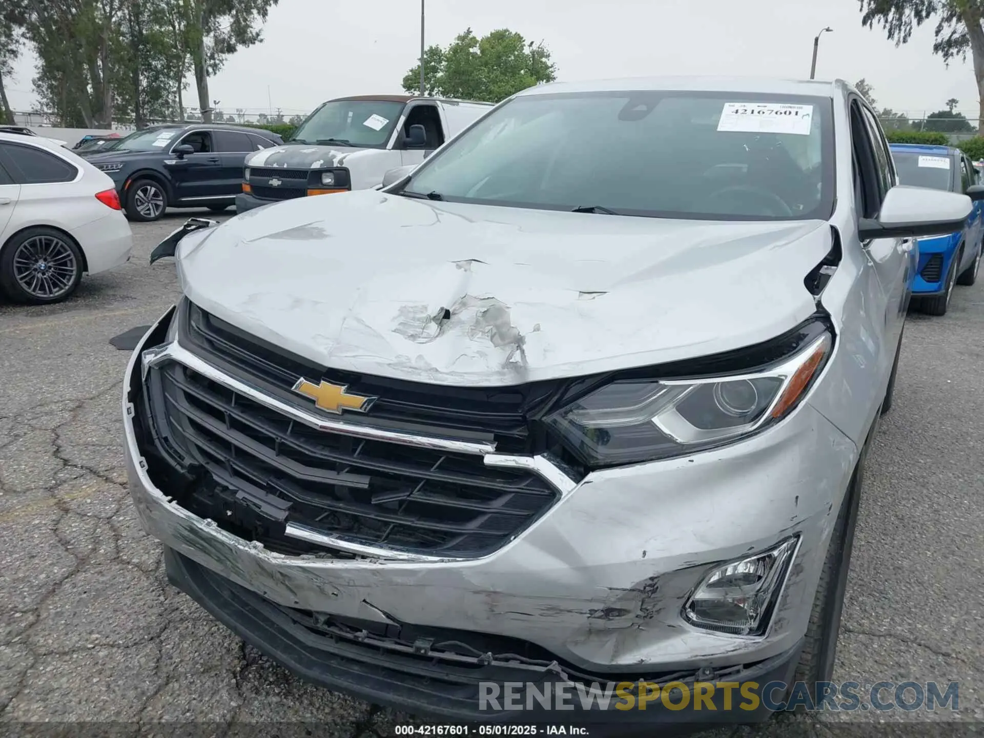 6 Photograph of a damaged car 3GNAXKEV0LS602546 CHEVROLET EQUINOX 2020