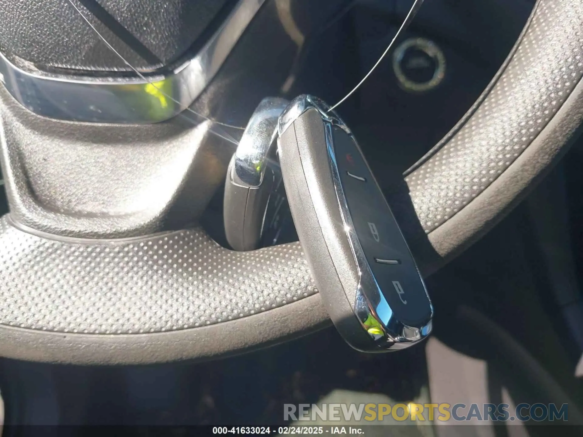 11 Photograph of a damaged car 3GNAXKEV0LS702680 CHEVROLET EQUINOX 2020