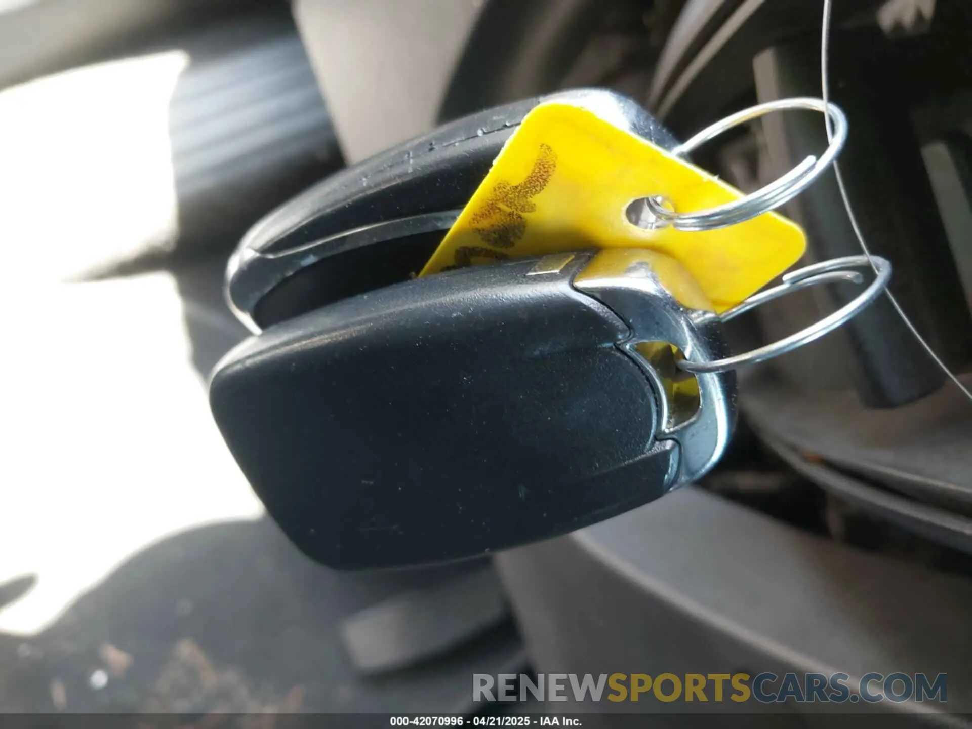 11 Photograph of a damaged car 3GNAXKEV1LL112949 CHEVROLET EQUINOX 2020