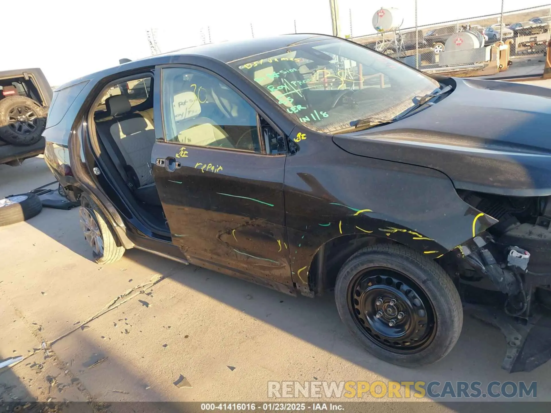 14 Photograph of a damaged car 3GNAXKEV1LL290926 CHEVROLET EQUINOX 2020