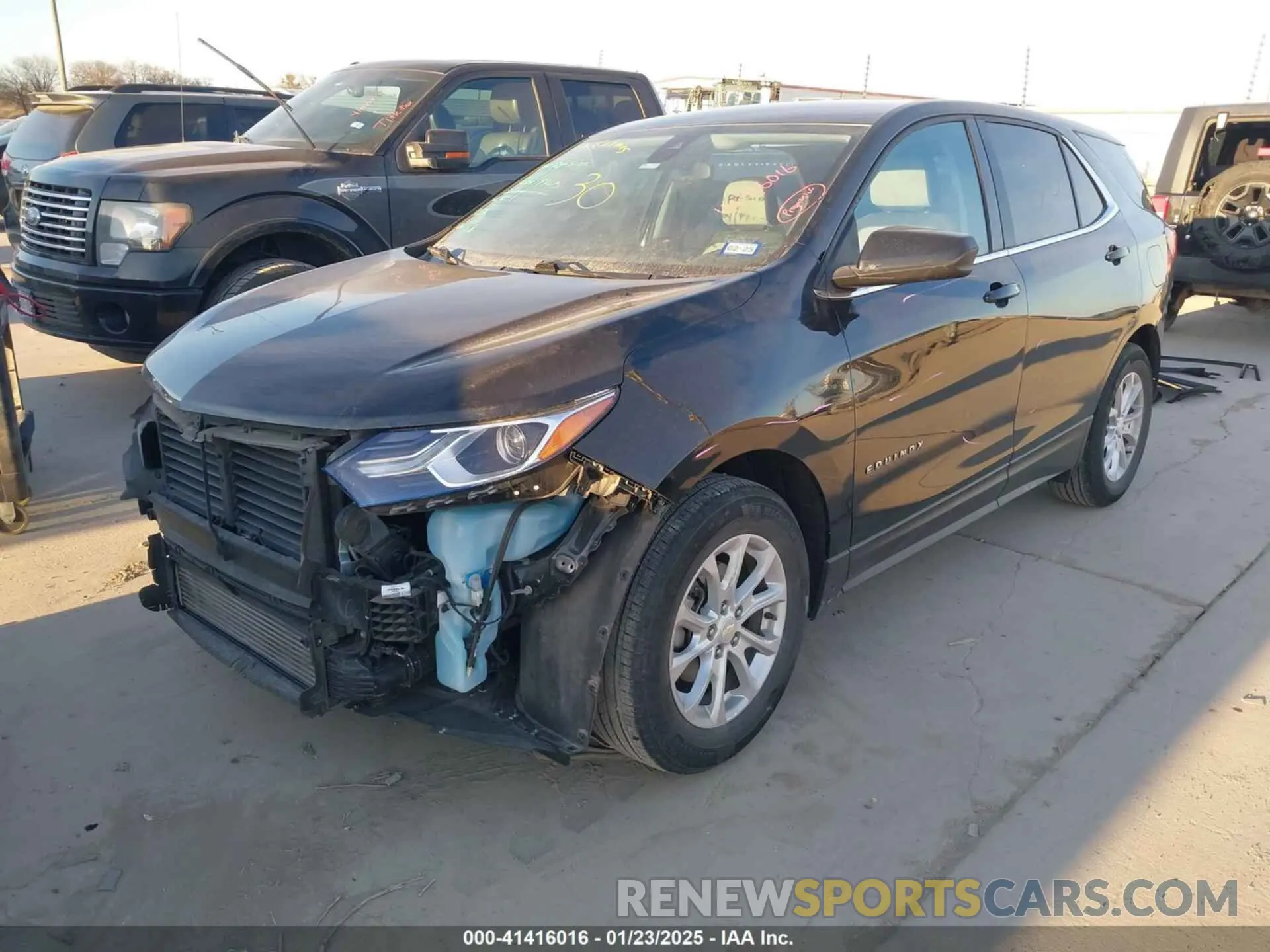 2 Photograph of a damaged car 3GNAXKEV1LL290926 CHEVROLET EQUINOX 2020