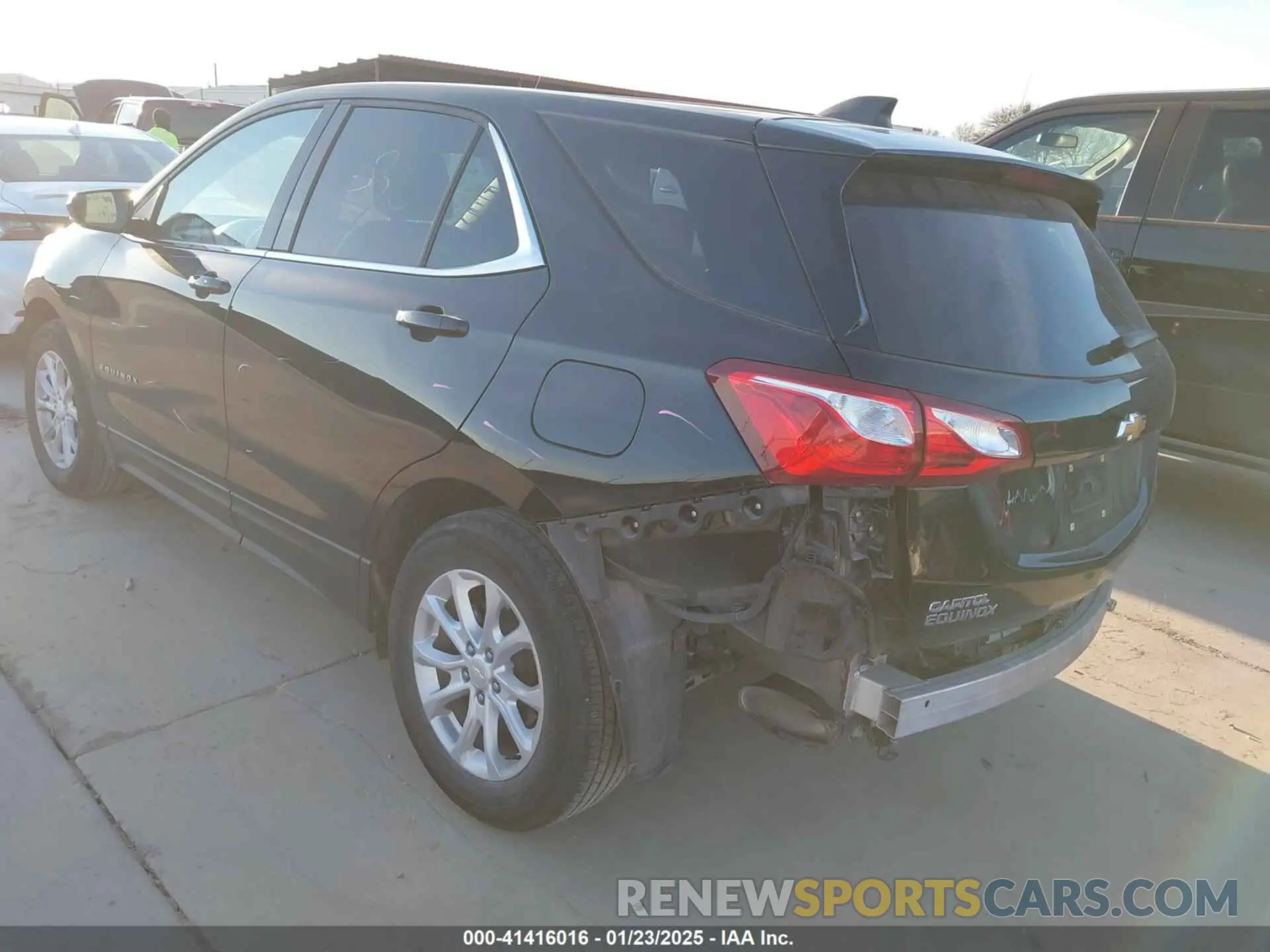 3 Photograph of a damaged car 3GNAXKEV1LL290926 CHEVROLET EQUINOX 2020