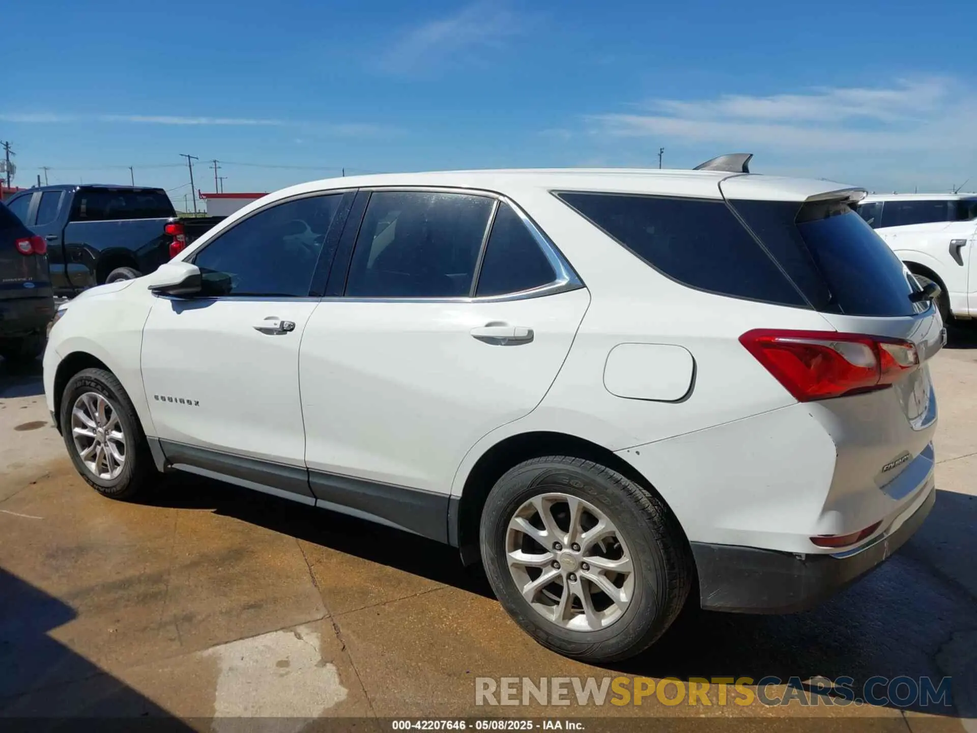 14 Photograph of a damaged car 3GNAXKEV1LS509373 CHEVROLET EQUINOX 2020