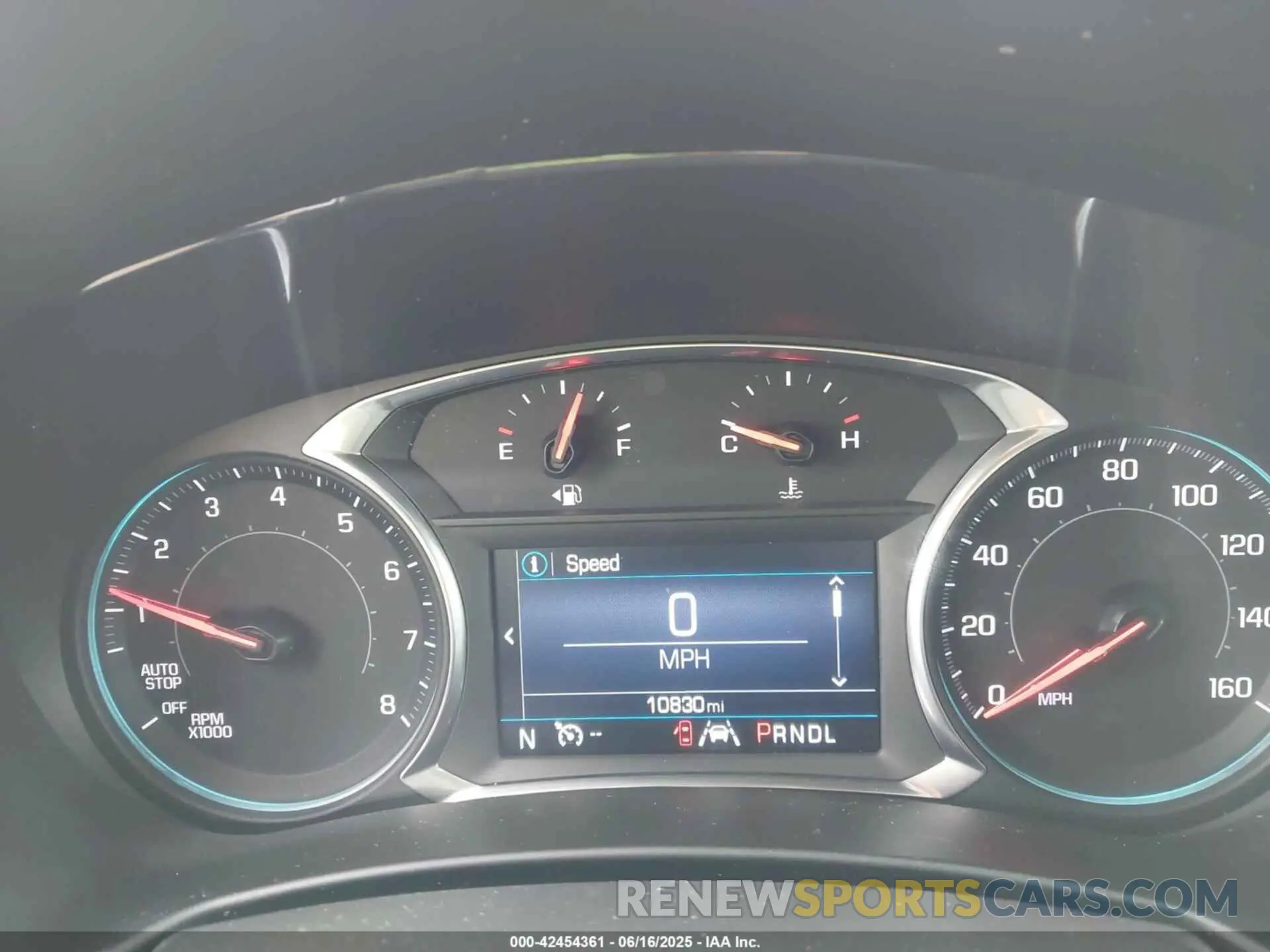 7 Photograph of a damaged car 3GNAXKEV1LS687350 CHEVROLET EQUINOX 2020