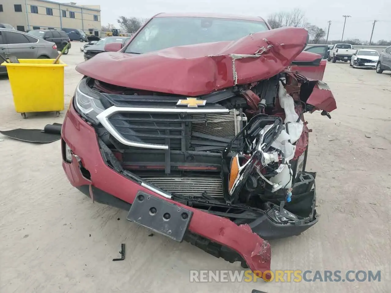 5 Photograph of a damaged car 3GNAXKEV2LS672386 CHEVROLET EQUINOX 2020