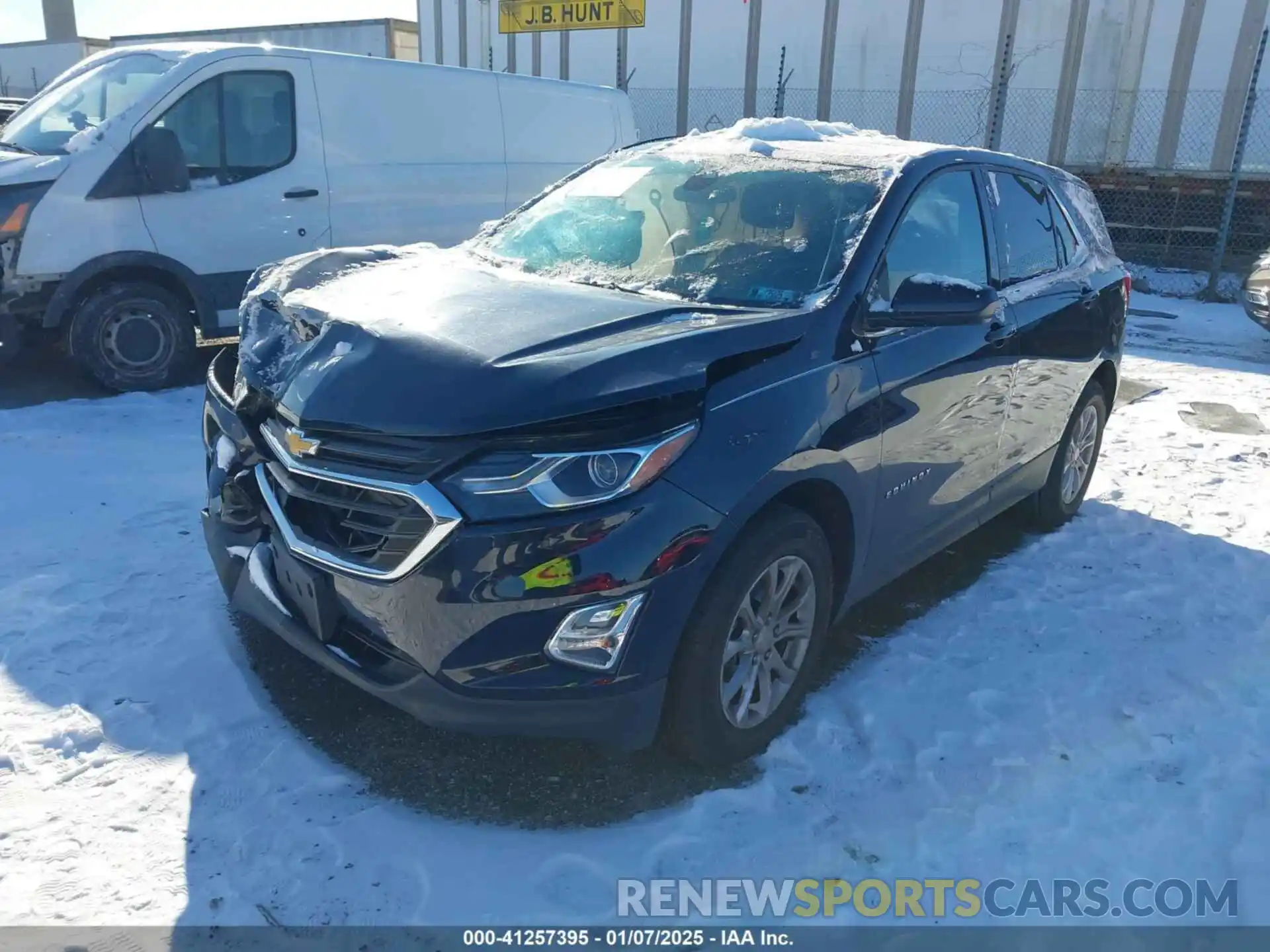 2 Photograph of a damaged car 3GNAXKEV2LS677653 CHEVROLET EQUINOX 2020