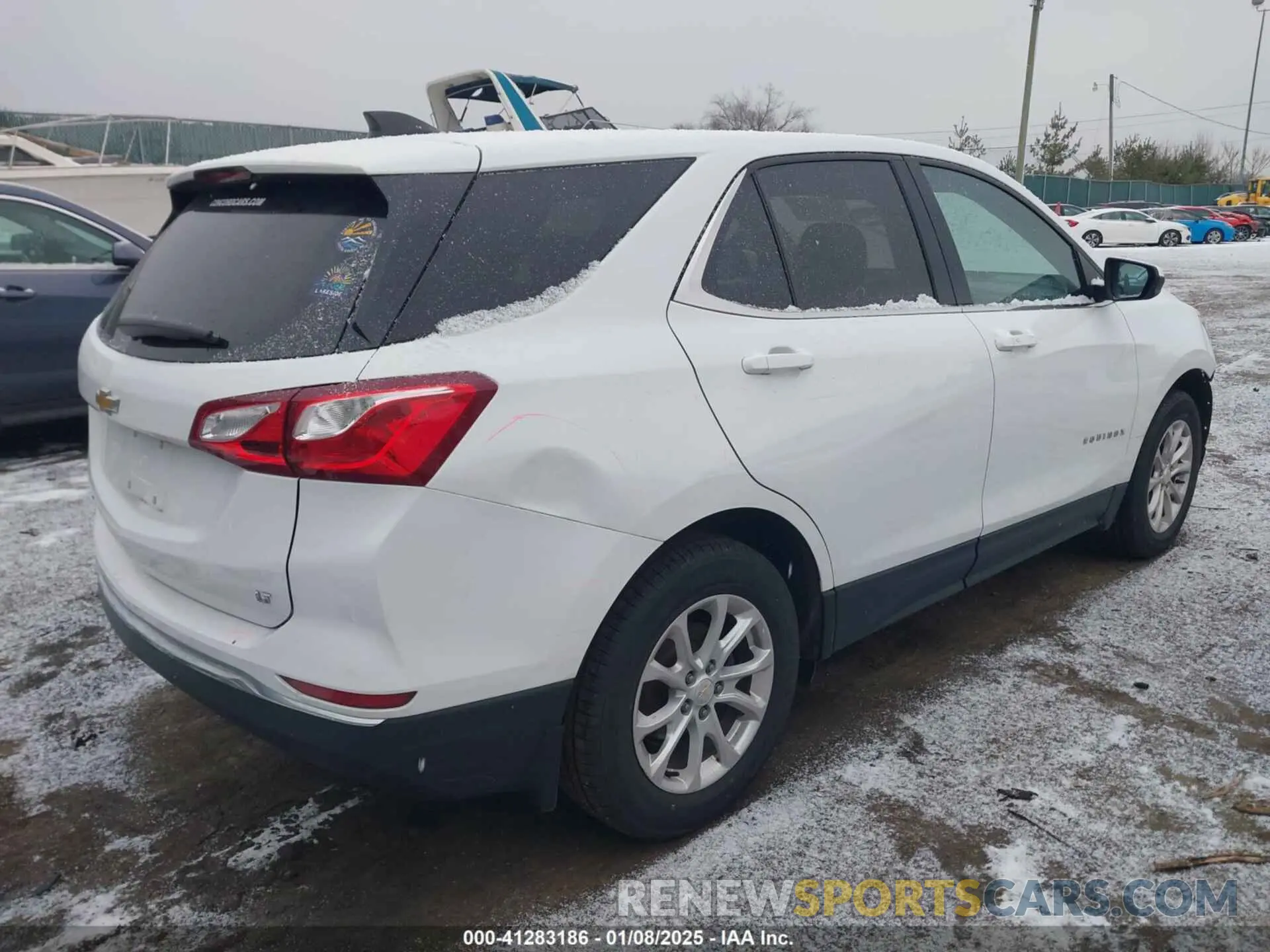 4 Photograph of a damaged car 3GNAXKEV2LS710568 CHEVROLET EQUINOX 2020