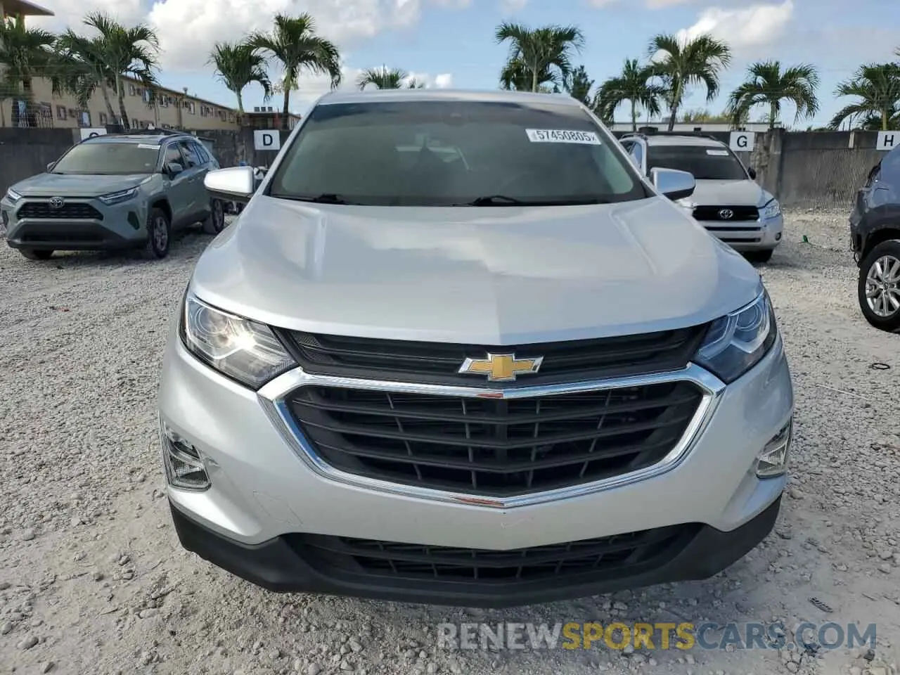 5 Photograph of a damaged car 3GNAXKEV2LS737690 CHEVROLET EQUINOX 2020