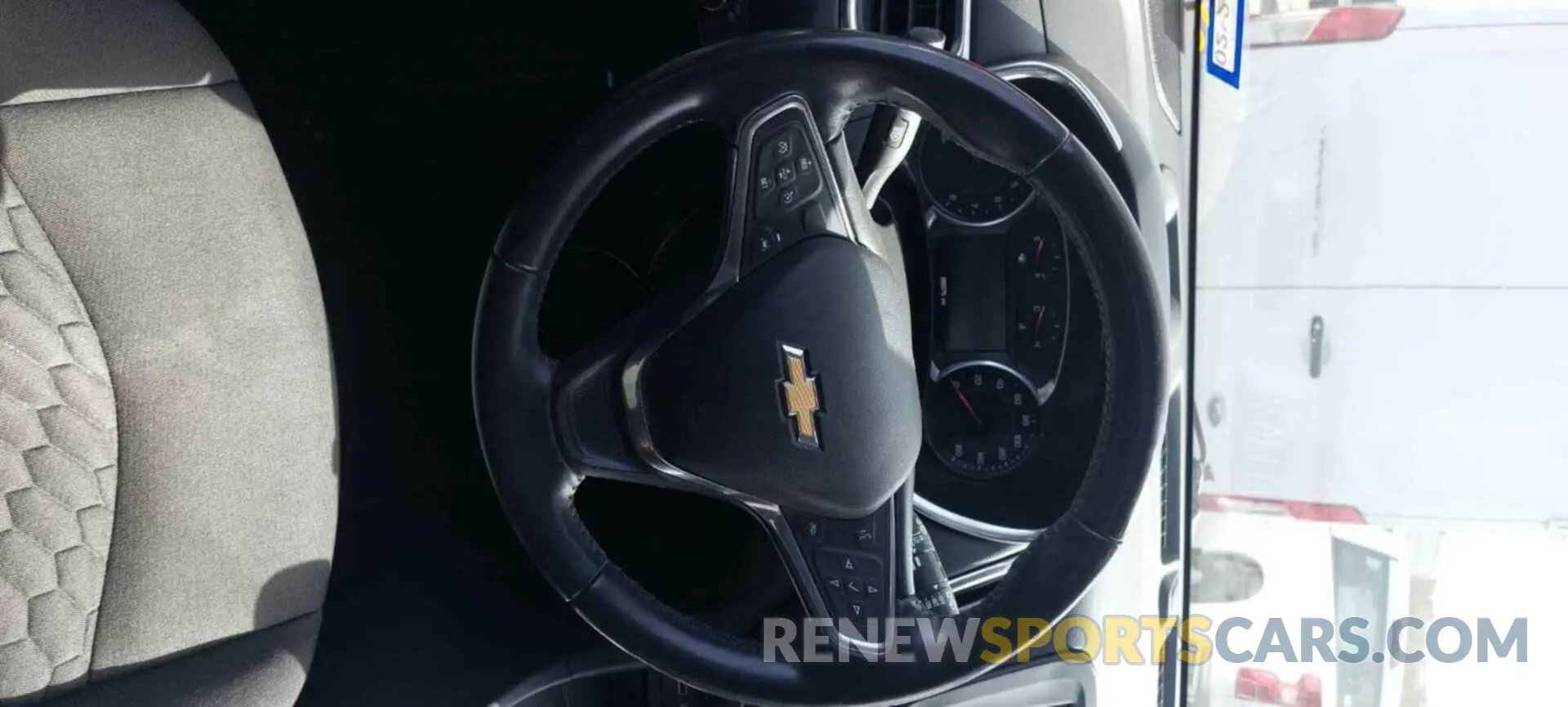 13 Photograph of a damaged car 3GNAXKEV3LL251576 CHEVROLET EQUINOX 2020