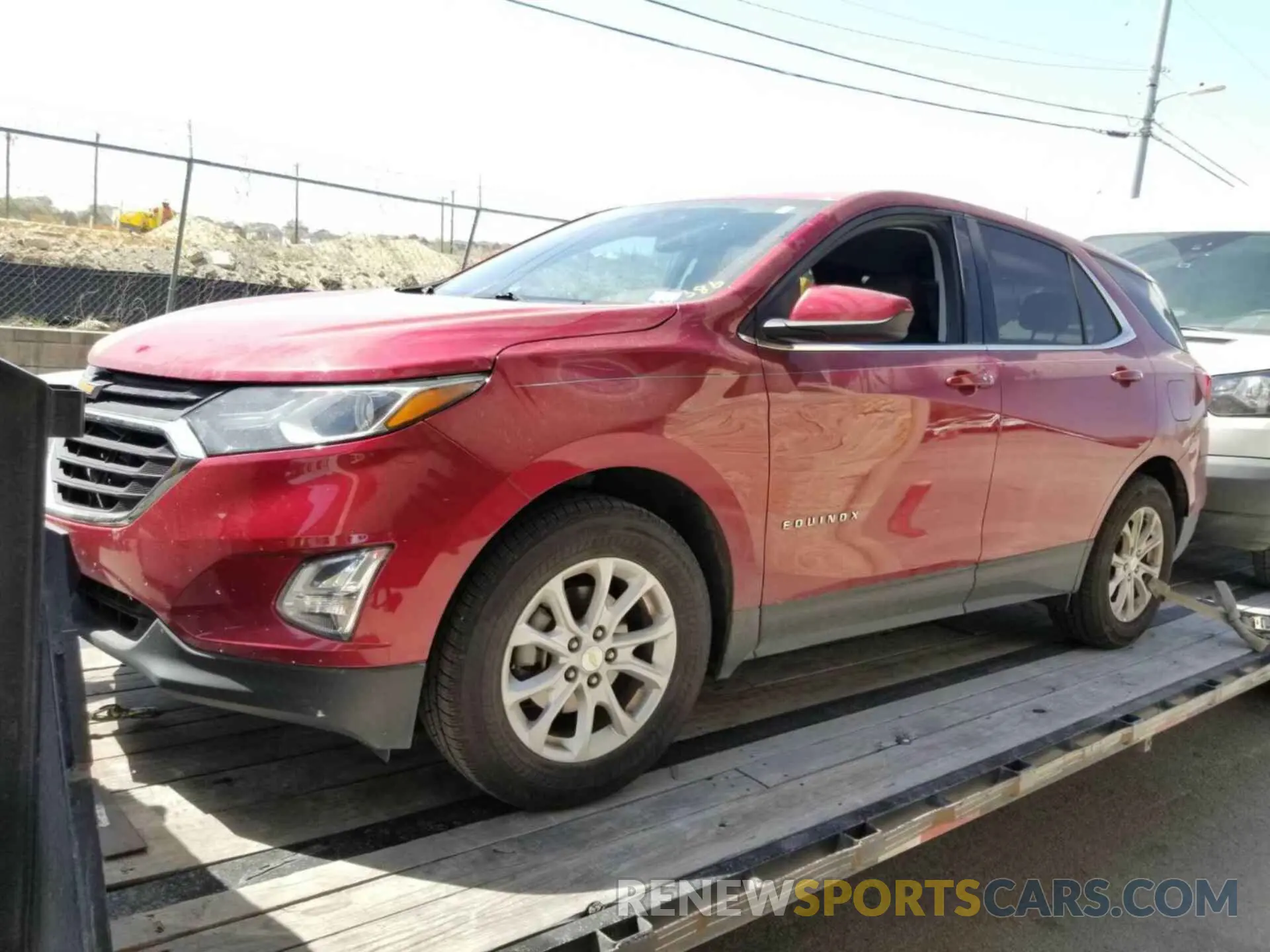 28 Photograph of a damaged car 3GNAXKEV3LL251576 CHEVROLET EQUINOX 2020