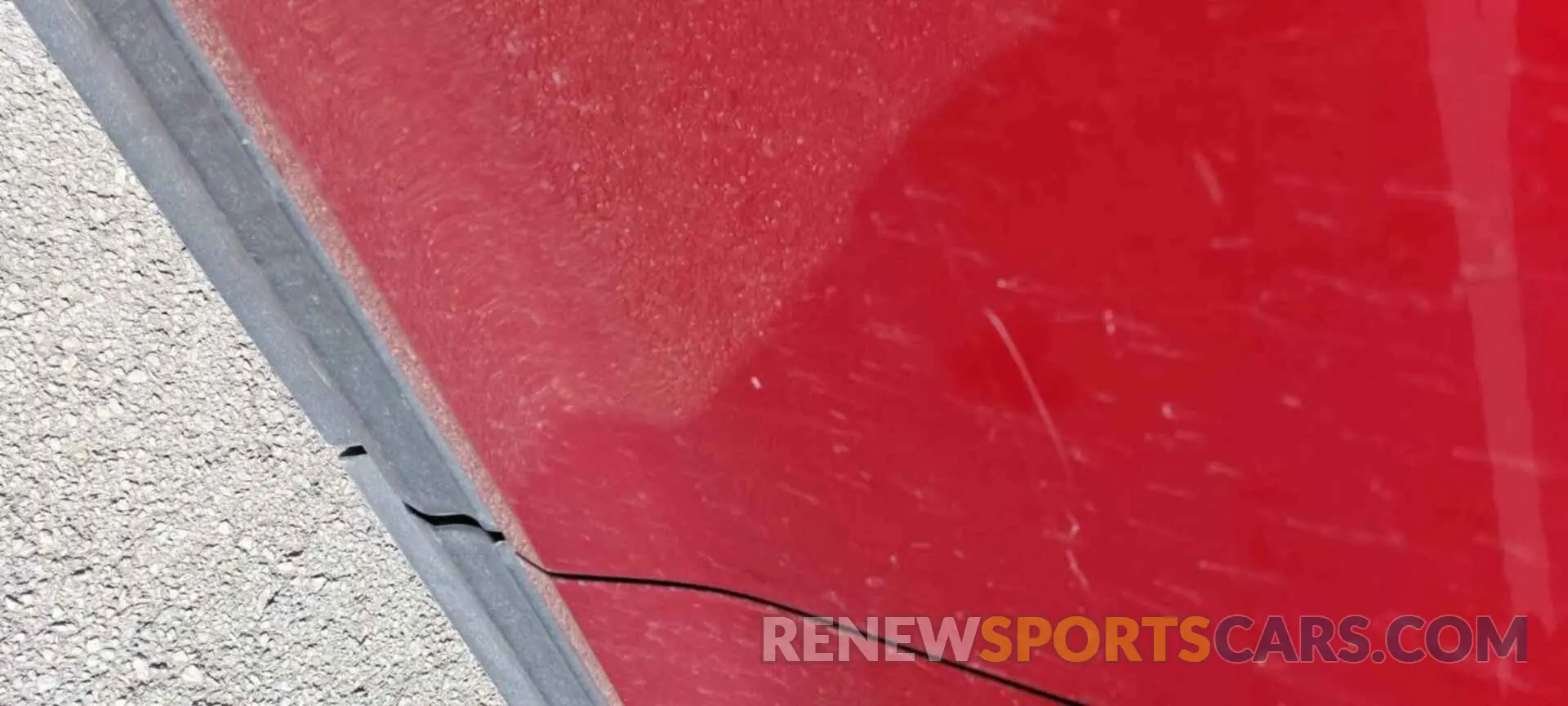 32 Photograph of a damaged car 3GNAXKEV3LL251576 CHEVROLET EQUINOX 2020