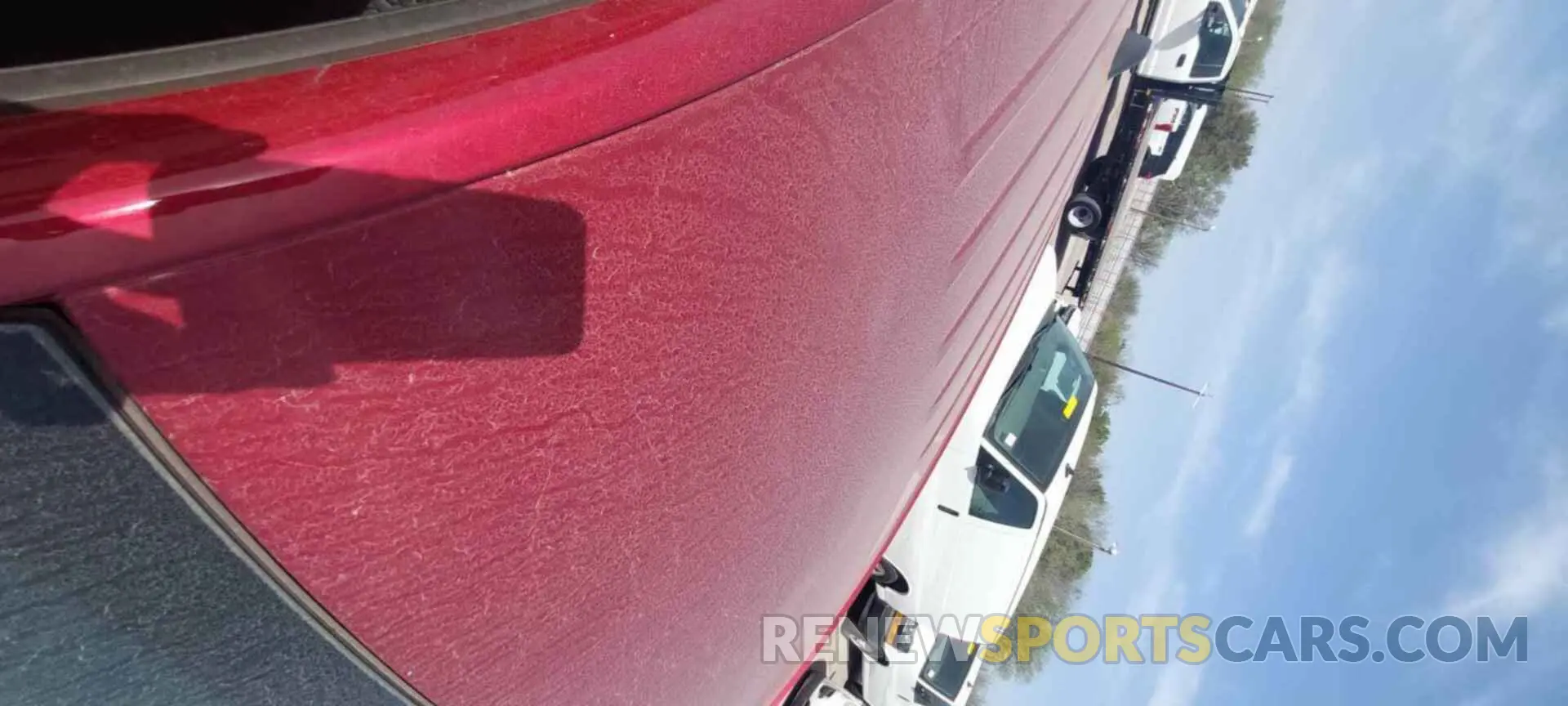 33 Photograph of a damaged car 3GNAXKEV3LL251576 CHEVROLET EQUINOX 2020