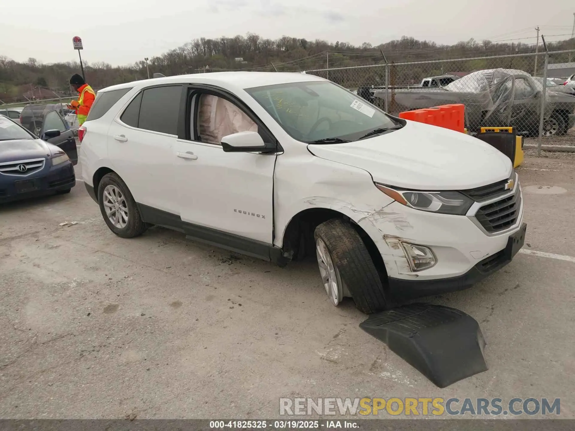 1 Photograph of a damaged car 3GNAXKEV3LL274582 CHEVROLET EQUINOX 2020