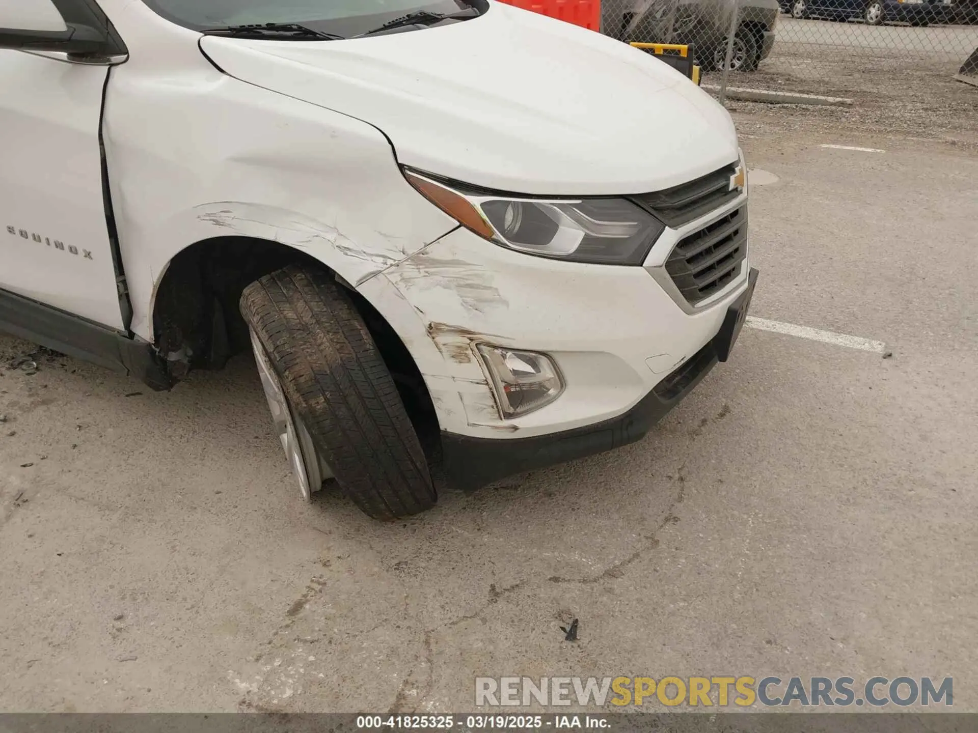 6 Photograph of a damaged car 3GNAXKEV3LL274582 CHEVROLET EQUINOX 2020