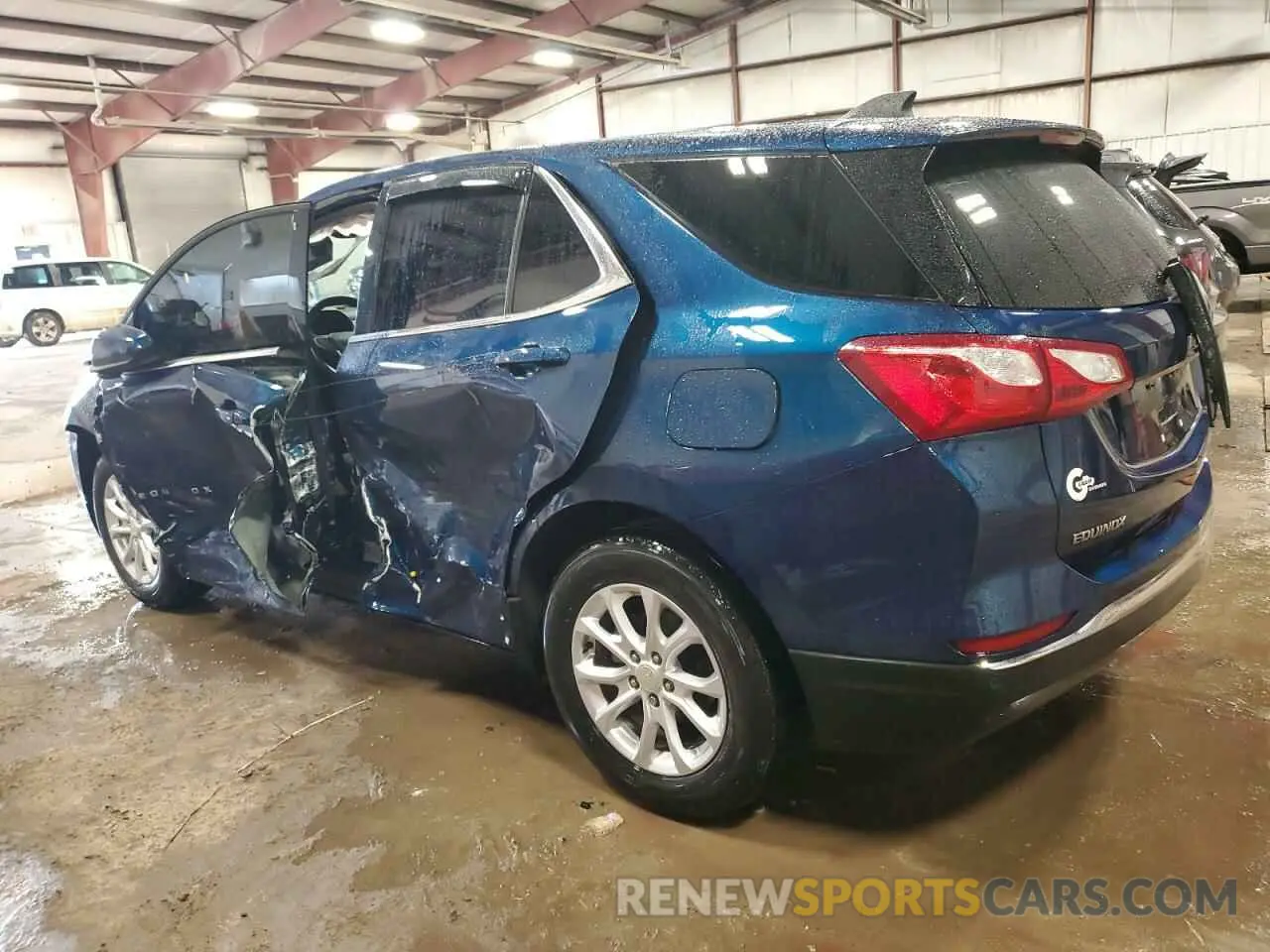 2 Photograph of a damaged car 3GNAXKEV3LL334845 CHEVROLET EQUINOX 2020