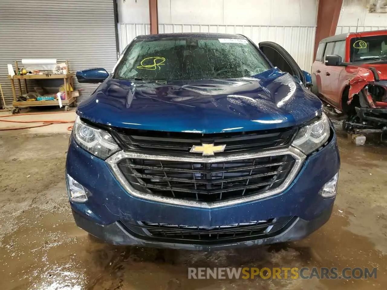 5 Photograph of a damaged car 3GNAXKEV3LL334845 CHEVROLET EQUINOX 2020
