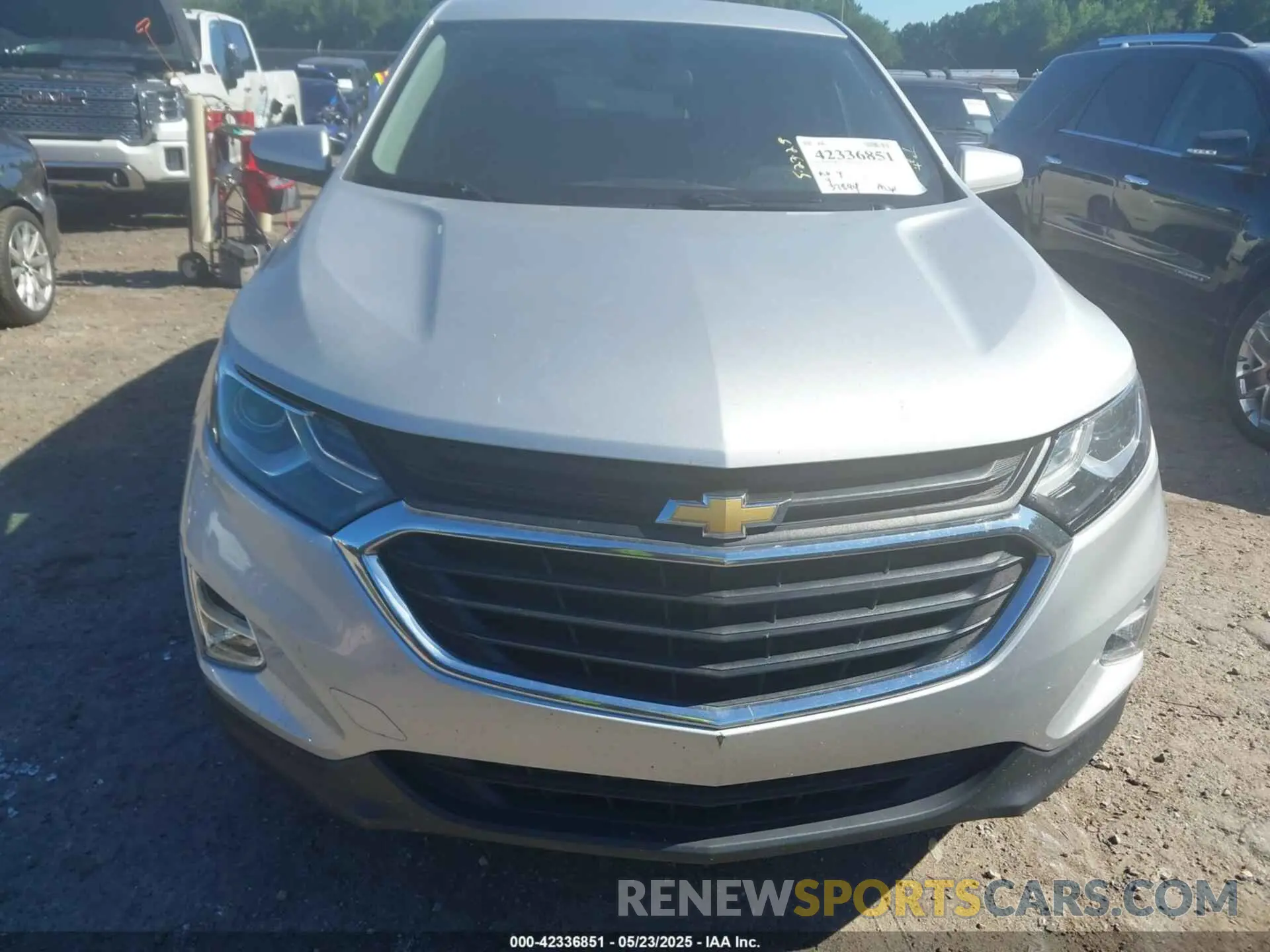 13 Photograph of a damaged car 3GNAXKEV4LL113478 CHEVROLET EQUINOX 2020