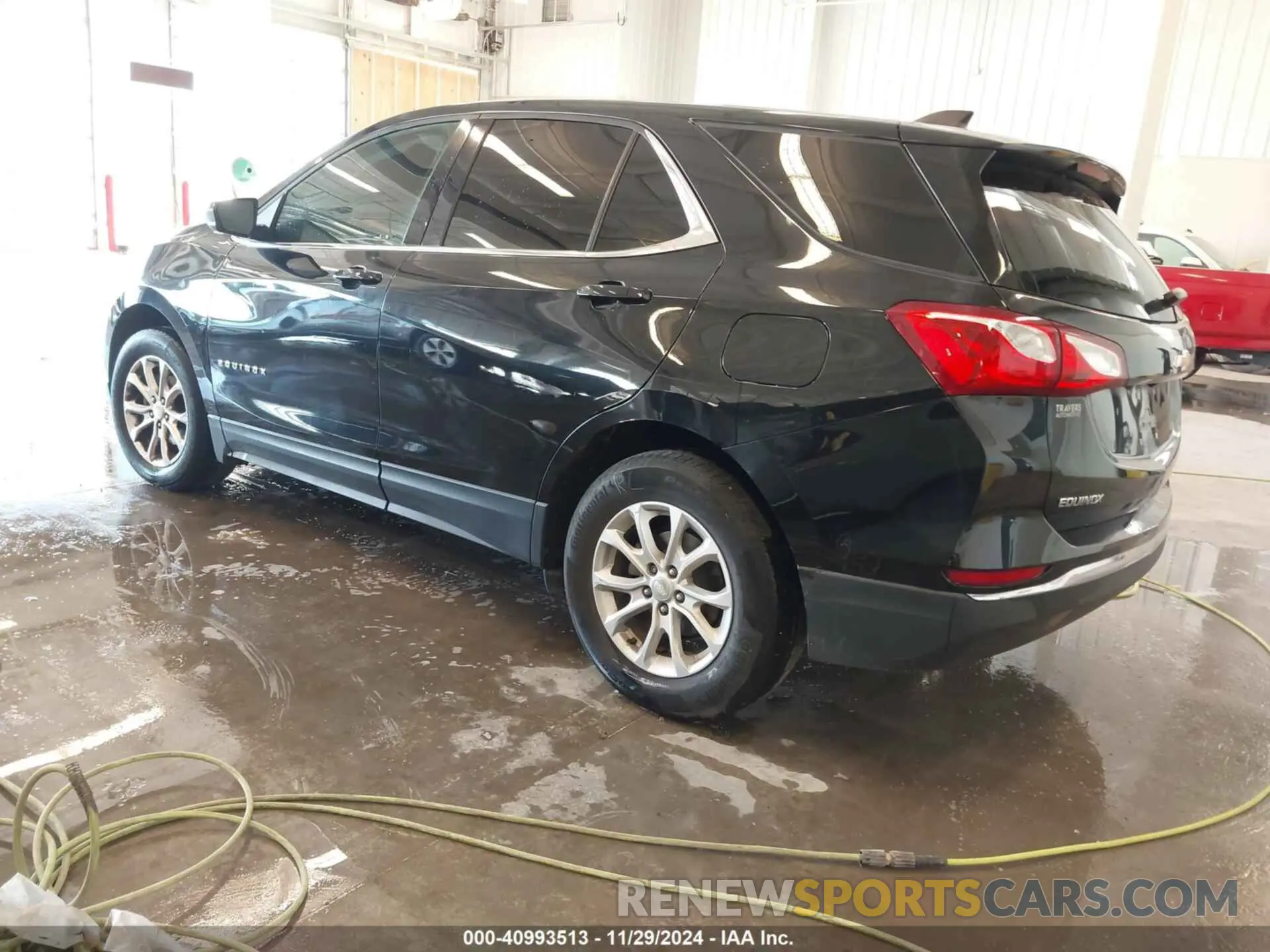 3 Photograph of a damaged car 3GNAXKEV4LL203956 CHEVROLET EQUINOX 2020