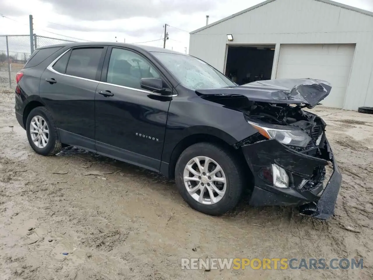 4 Photograph of a damaged car 3GNAXKEV4LL322378 CHEVROLET EQUINOX 2020