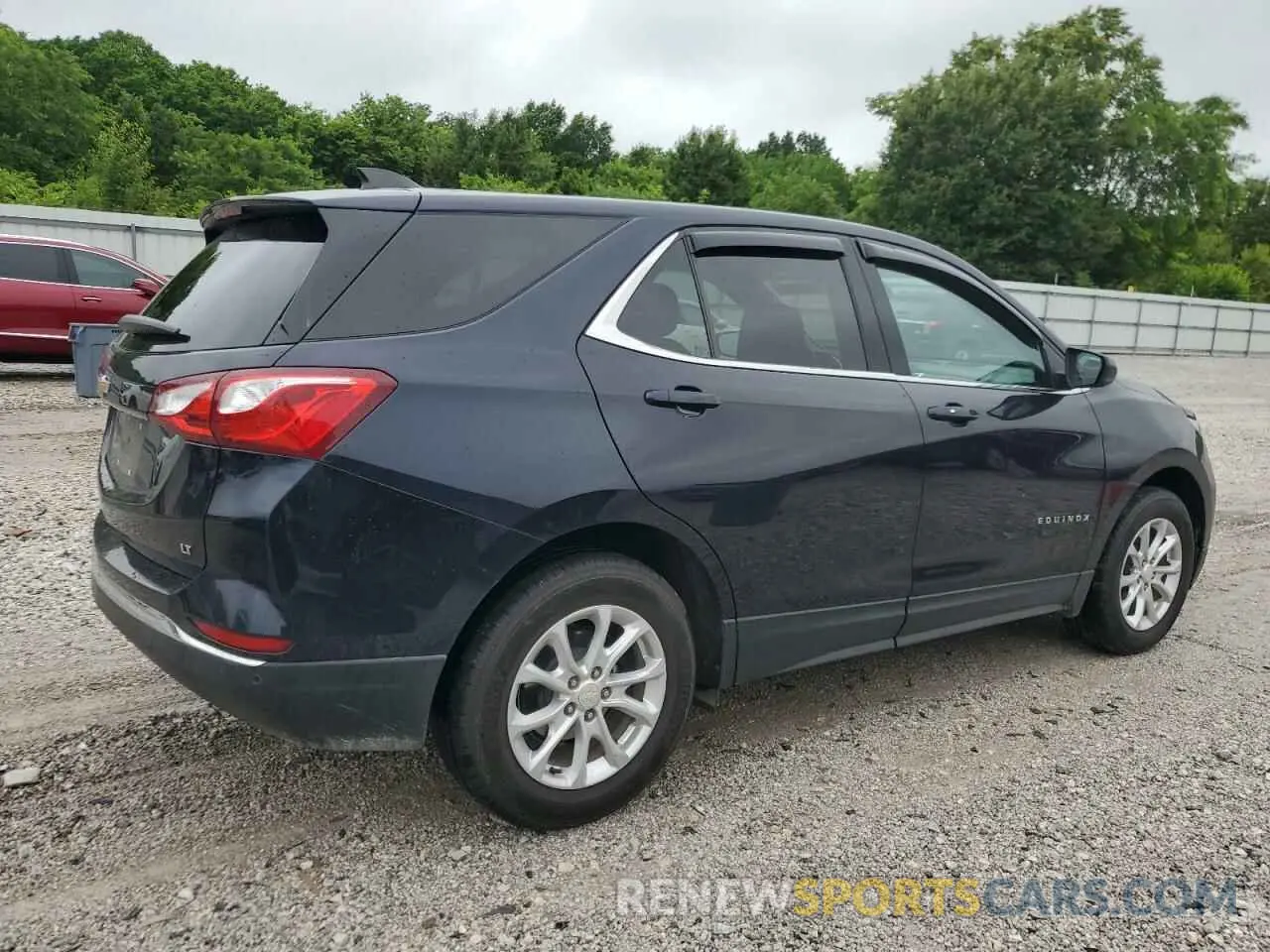 3 Photograph of a damaged car 3GNAXKEV4LS501445 CHEVROLET EQUINOX 2020