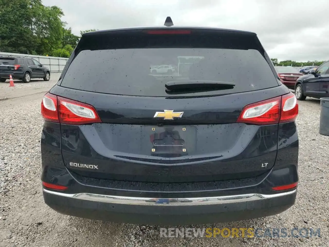 6 Photograph of a damaged car 3GNAXKEV4LS501445 CHEVROLET EQUINOX 2020