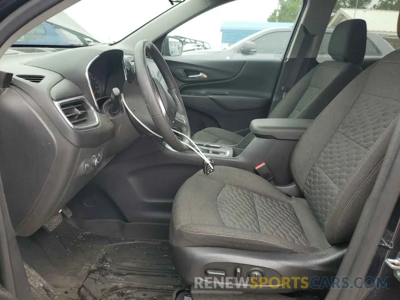 7 Photograph of a damaged car 3GNAXKEV4LS501445 CHEVROLET EQUINOX 2020