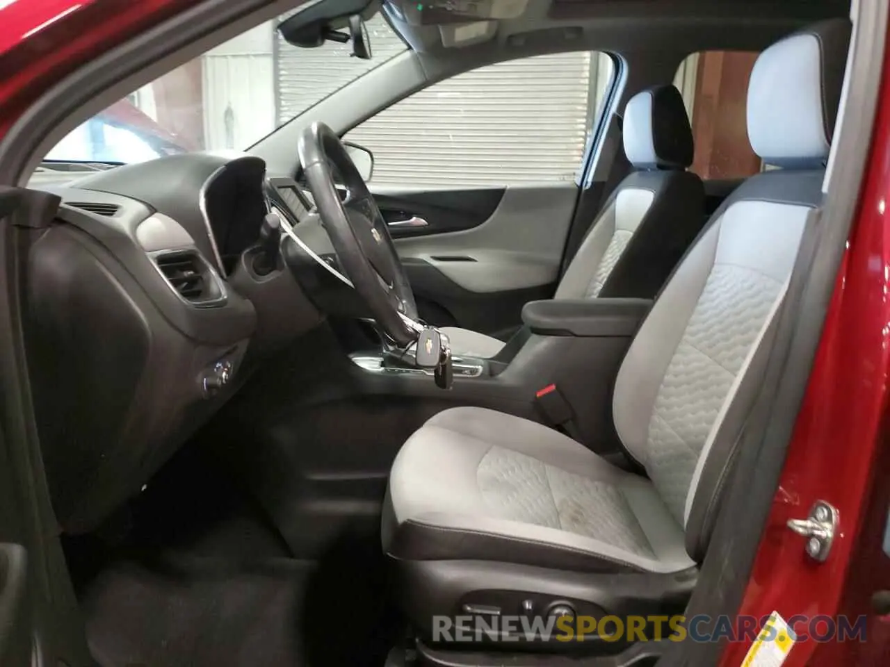 7 Photograph of a damaged car 3GNAXKEV4LS544814 CHEVROLET EQUINOX 2020