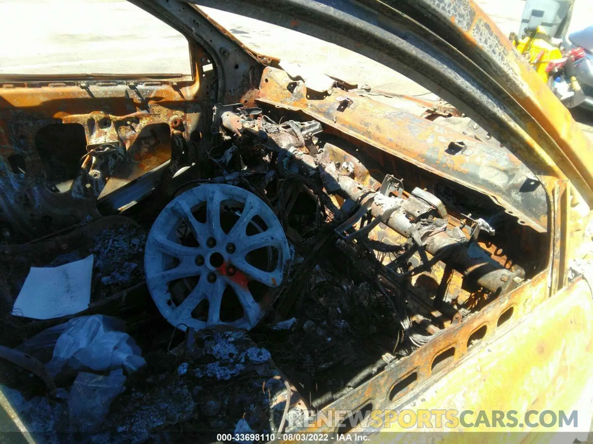 5 Photograph of a damaged car 3GNAXKEV4LS547602 CHEVROLET EQUINOX 2020