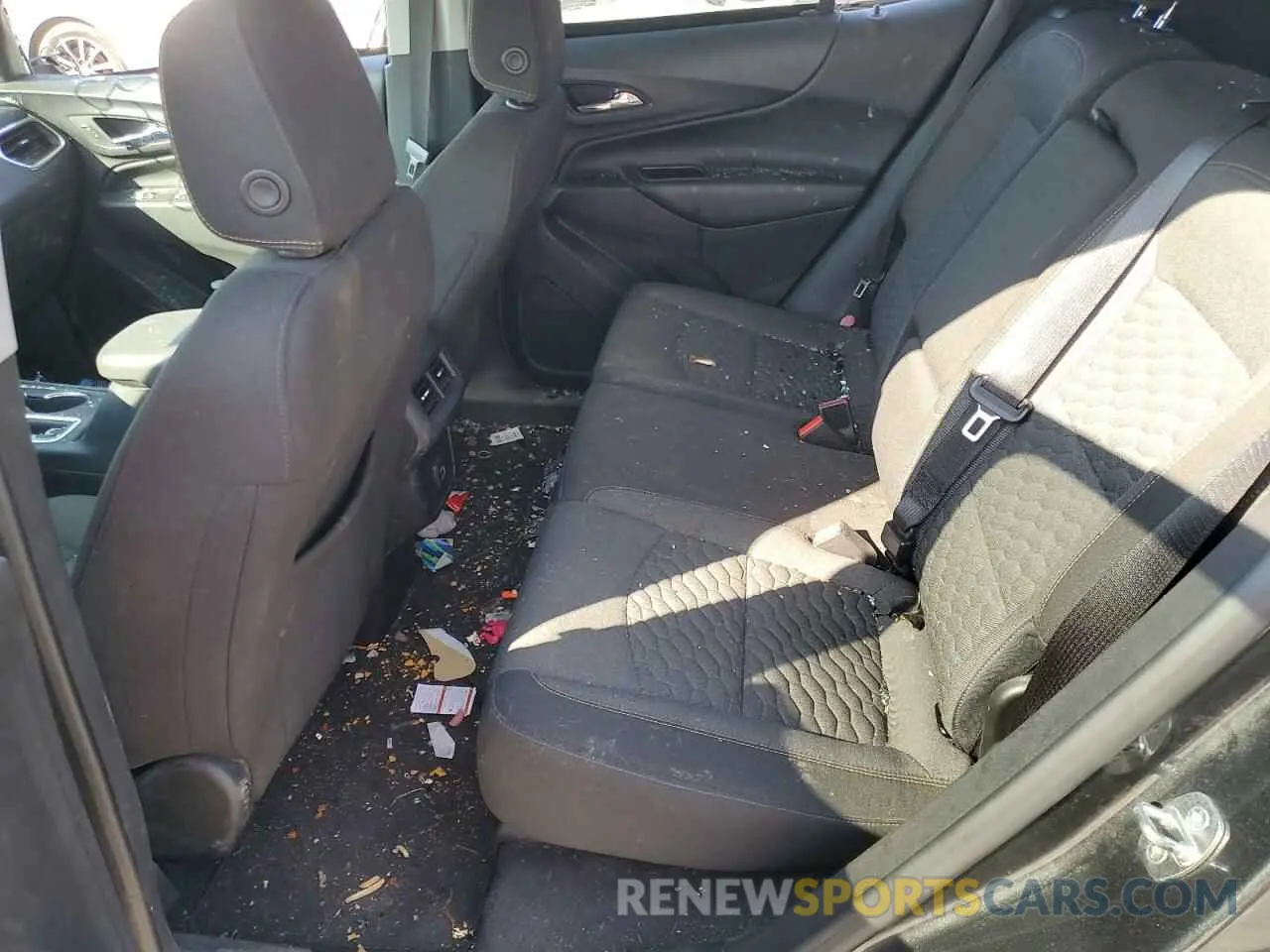 10 Photograph of a damaged car 3GNAXKEV4LS578218 CHEVROLET EQUINOX 2020