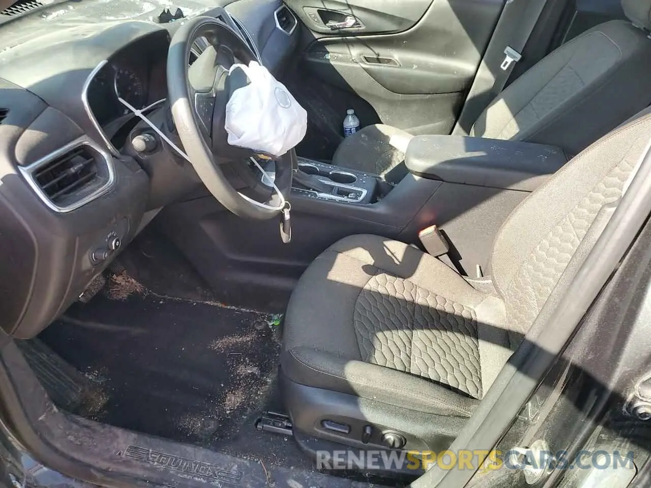 7 Photograph of a damaged car 3GNAXKEV4LS578218 CHEVROLET EQUINOX 2020