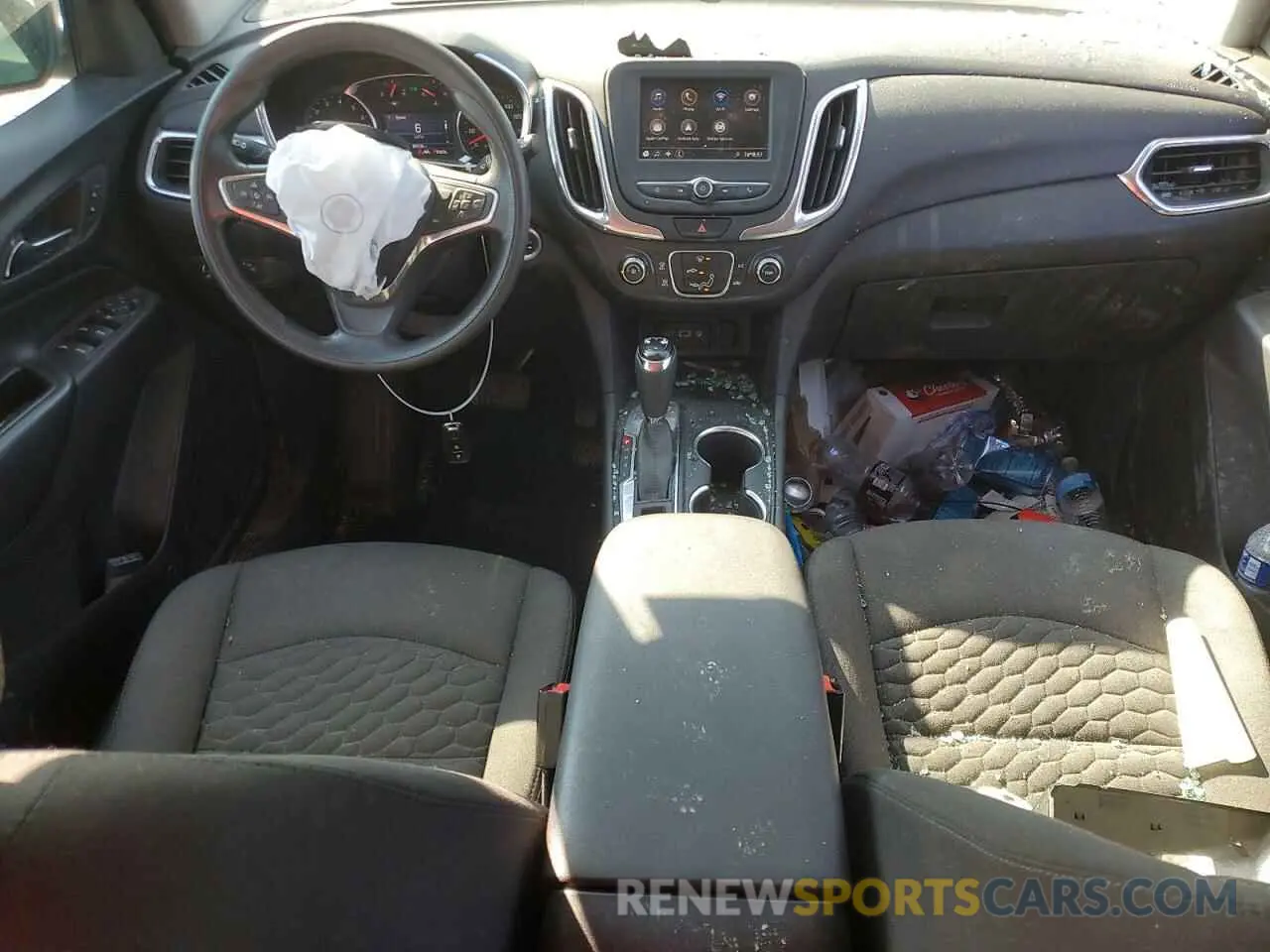 8 Photograph of a damaged car 3GNAXKEV4LS578218 CHEVROLET EQUINOX 2020