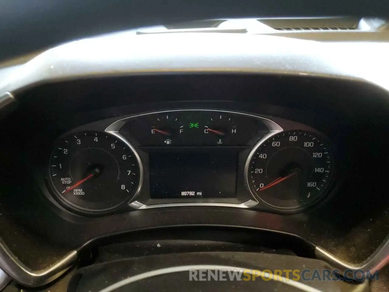 9 Photograph of a damaged car 3GNAXKEV4LS579580 CHEVROLET EQUINOX 2020