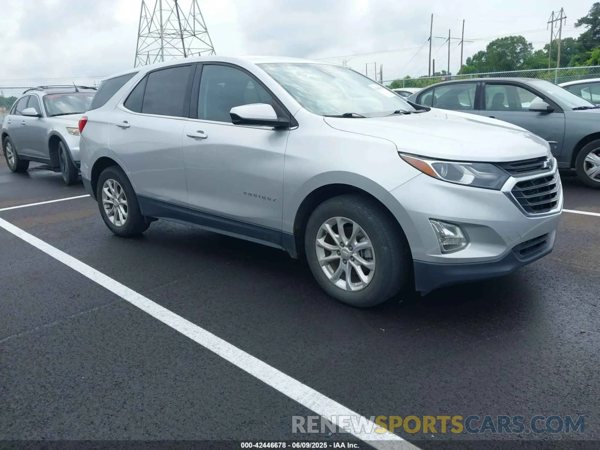 1 Photograph of a damaged car 3GNAXKEV4LS672096 CHEVROLET EQUINOX 2020