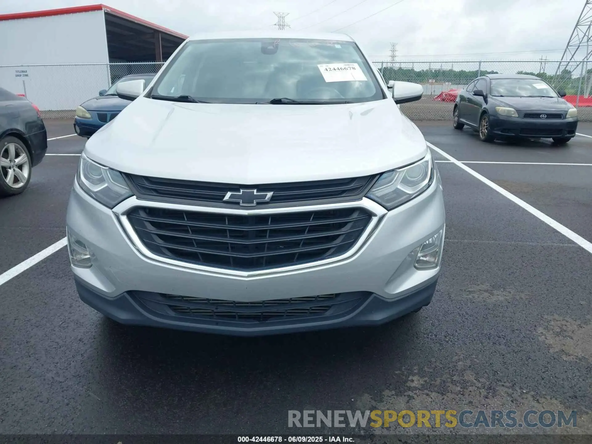 11 Photograph of a damaged car 3GNAXKEV4LS672096 CHEVROLET EQUINOX 2020