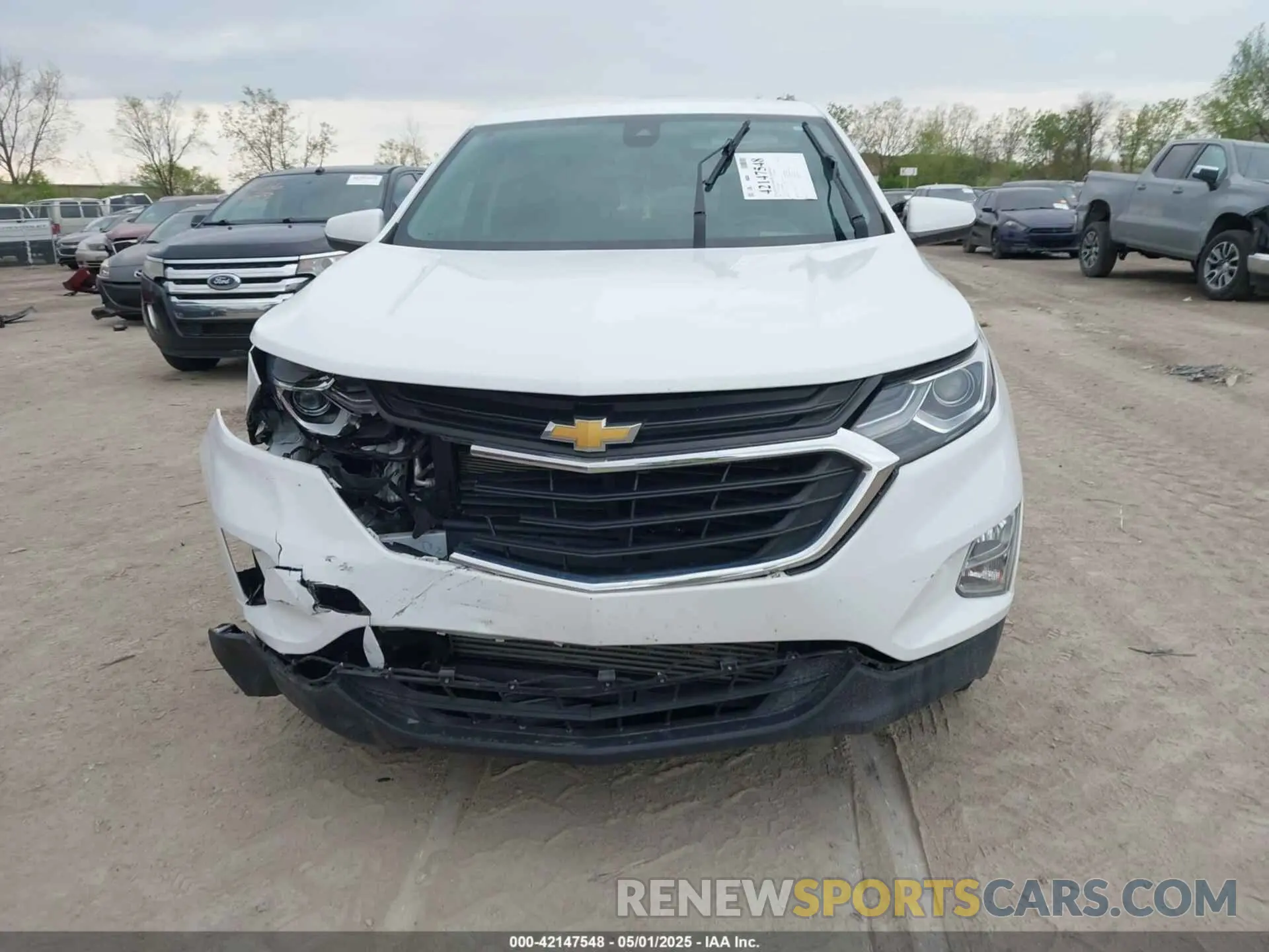 11 Photograph of a damaged car 3GNAXKEV4LS692641 CHEVROLET EQUINOX 2020