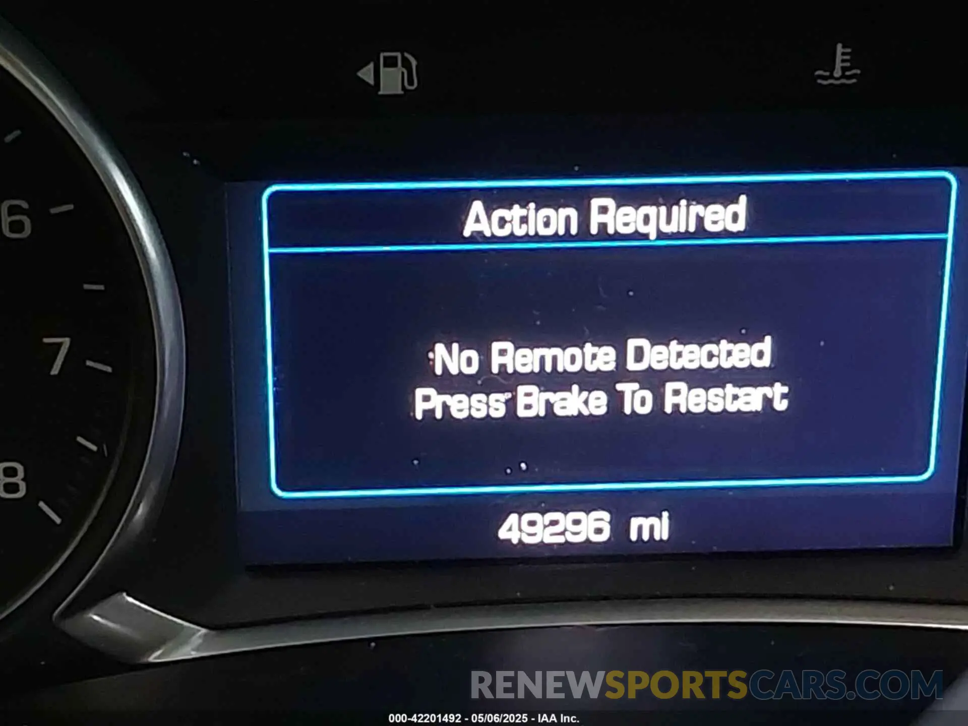 14 Photograph of a damaged car 3GNAXKEV4LS717487 CHEVROLET EQUINOX 2020