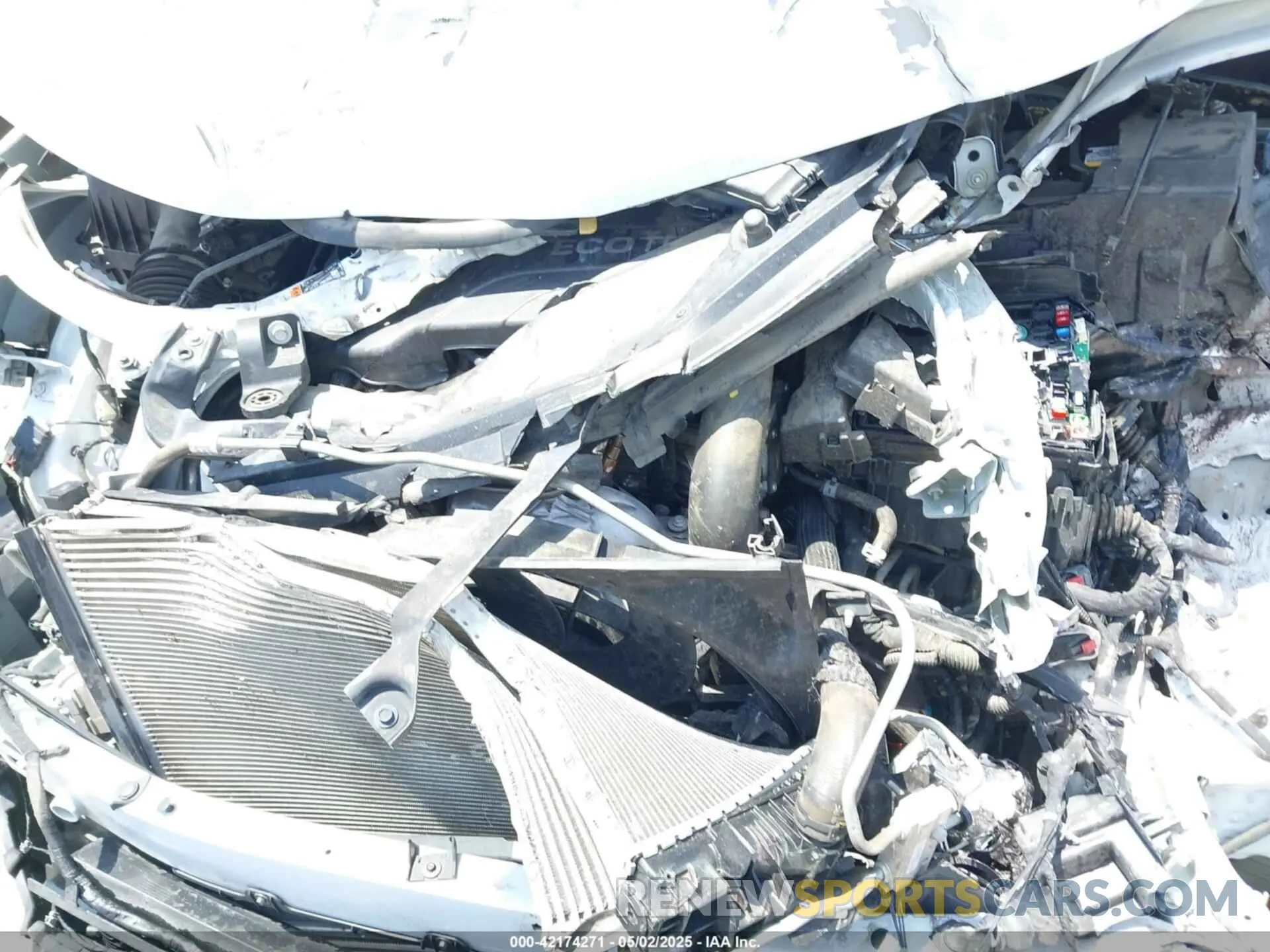 10 Photograph of a damaged car 3GNAXKEV4LS734922 CHEVROLET EQUINOX 2020