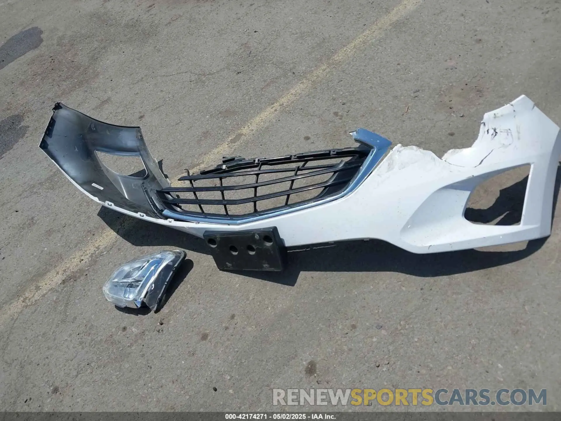 12 Photograph of a damaged car 3GNAXKEV4LS734922 CHEVROLET EQUINOX 2020