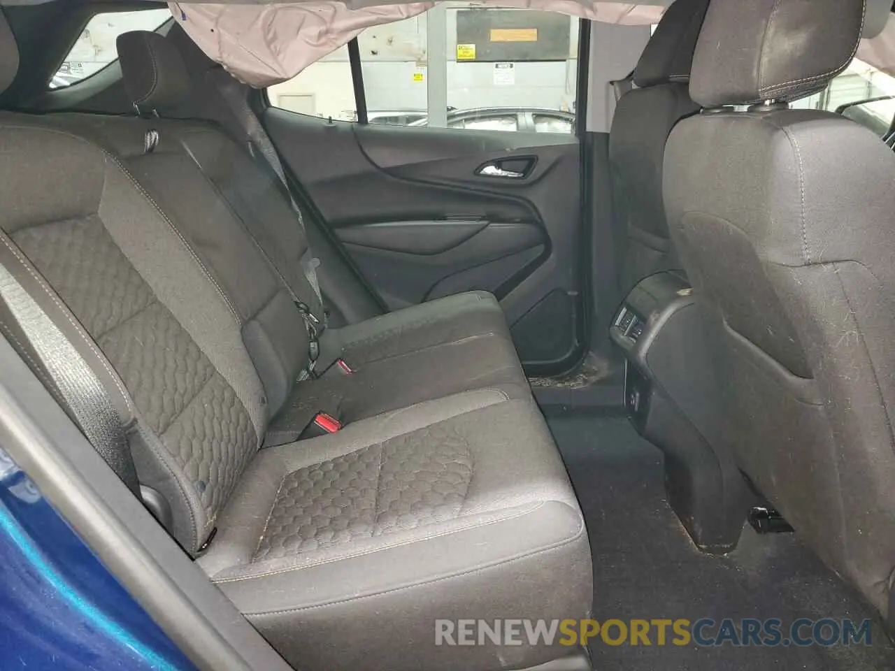 11 Photograph of a damaged car 3GNAXKEV5LL152757 CHEVROLET EQUINOX 2020