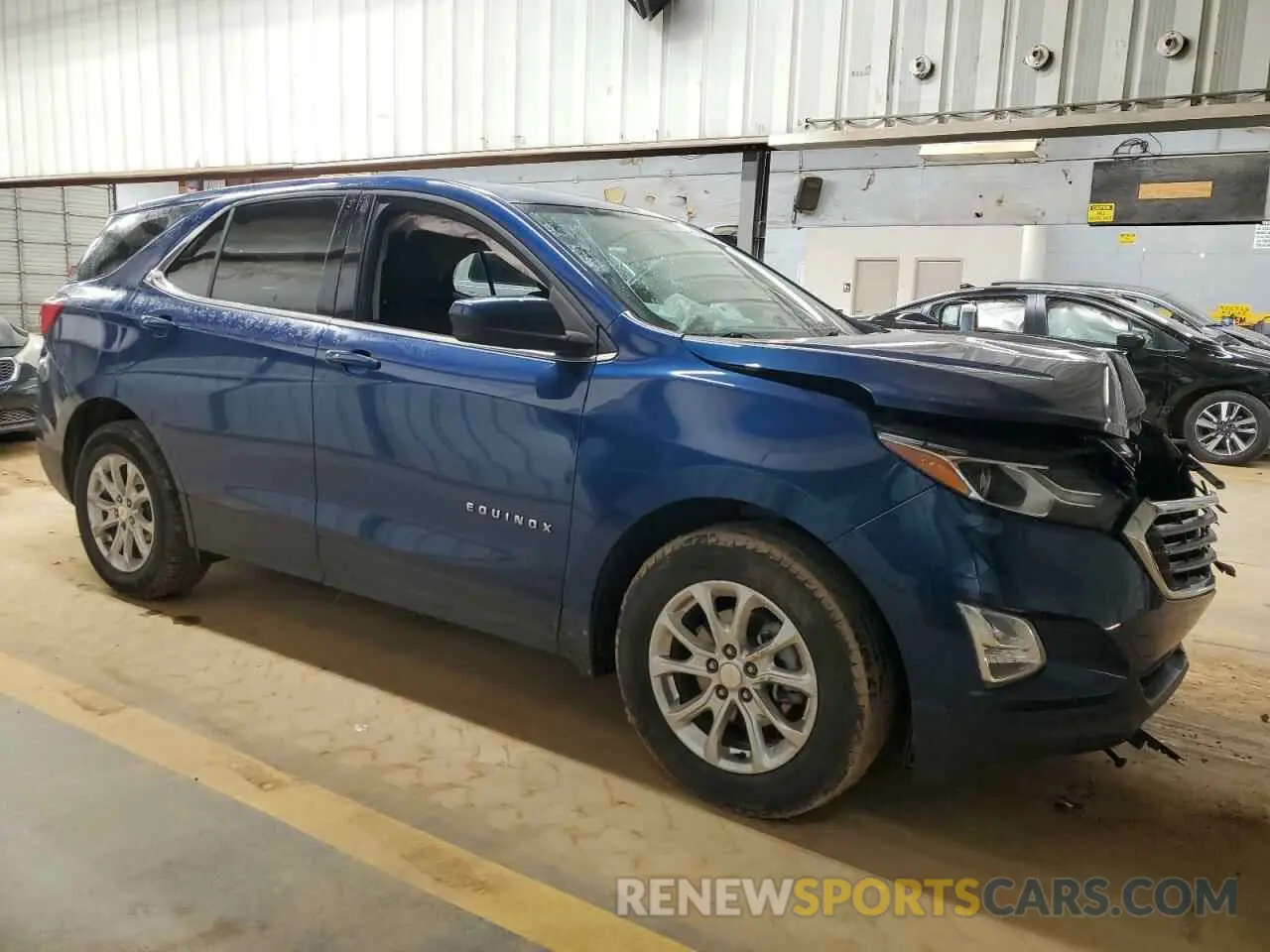 4 Photograph of a damaged car 3GNAXKEV5LL152757 CHEVROLET EQUINOX 2020
