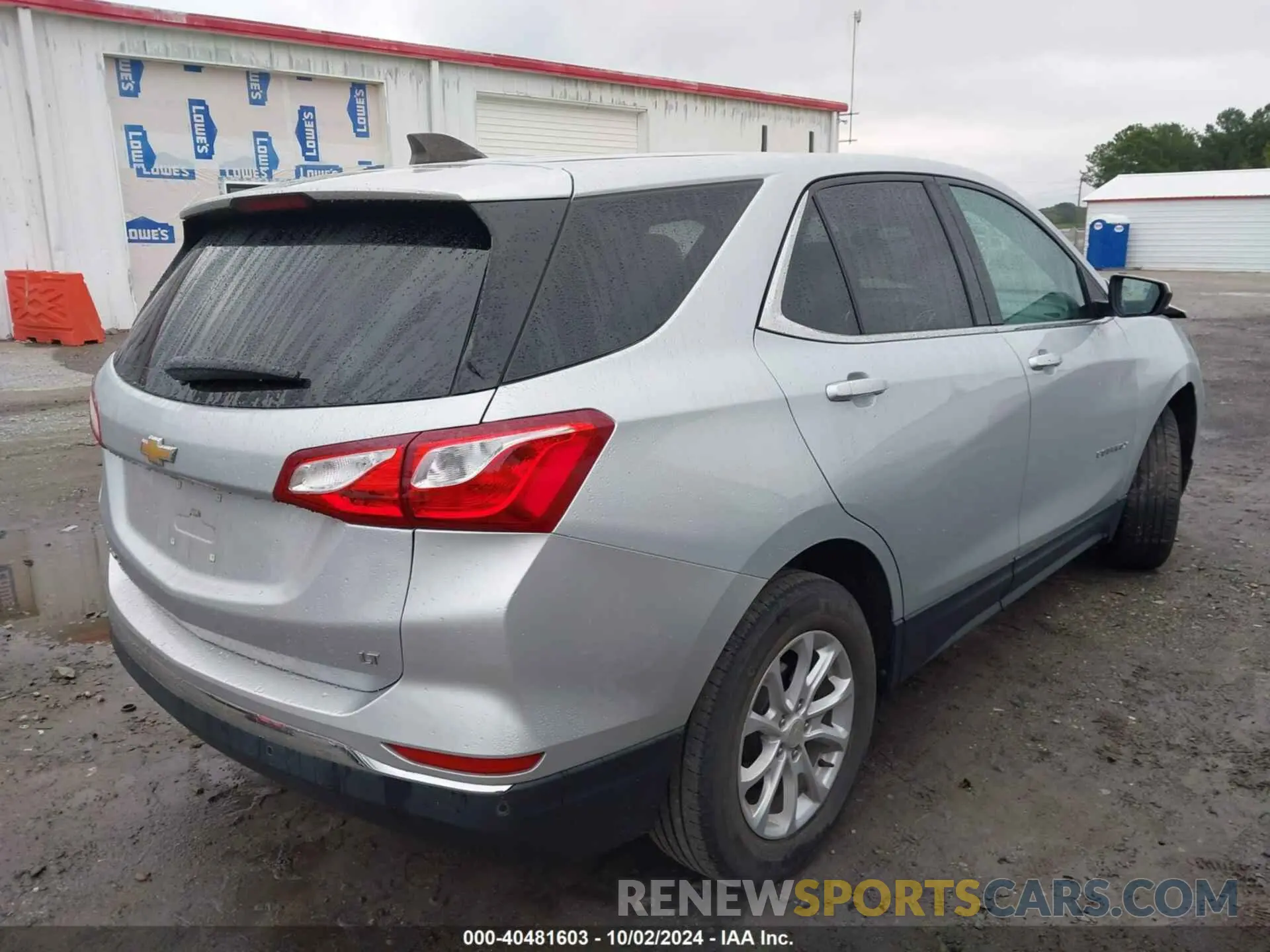 4 Photograph of a damaged car 3GNAXKEV5LL257220 CHEVROLET EQUINOX 2020