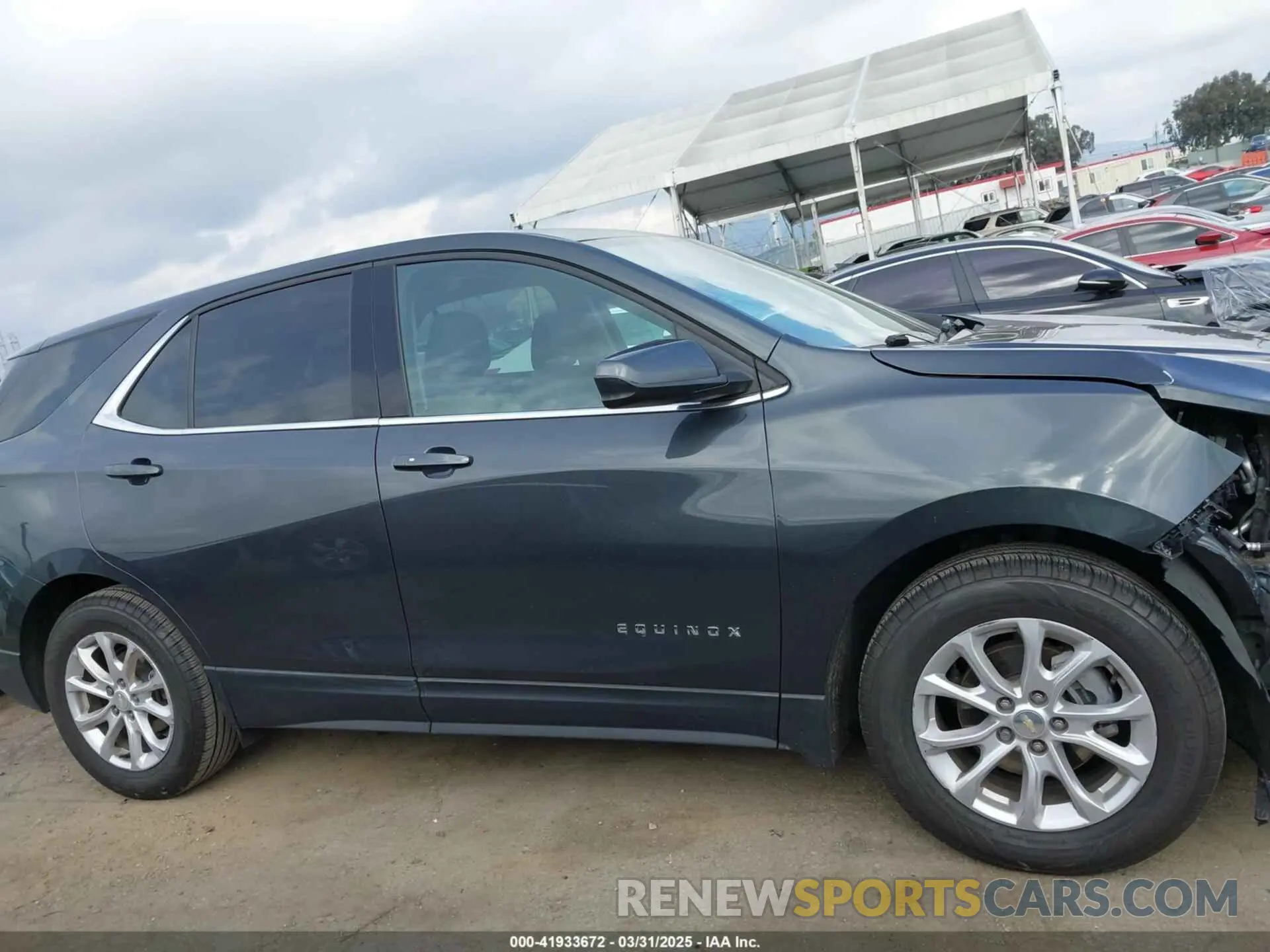 14 Photograph of a damaged car 3GNAXKEV5LS515063 CHEVROLET EQUINOX 2020