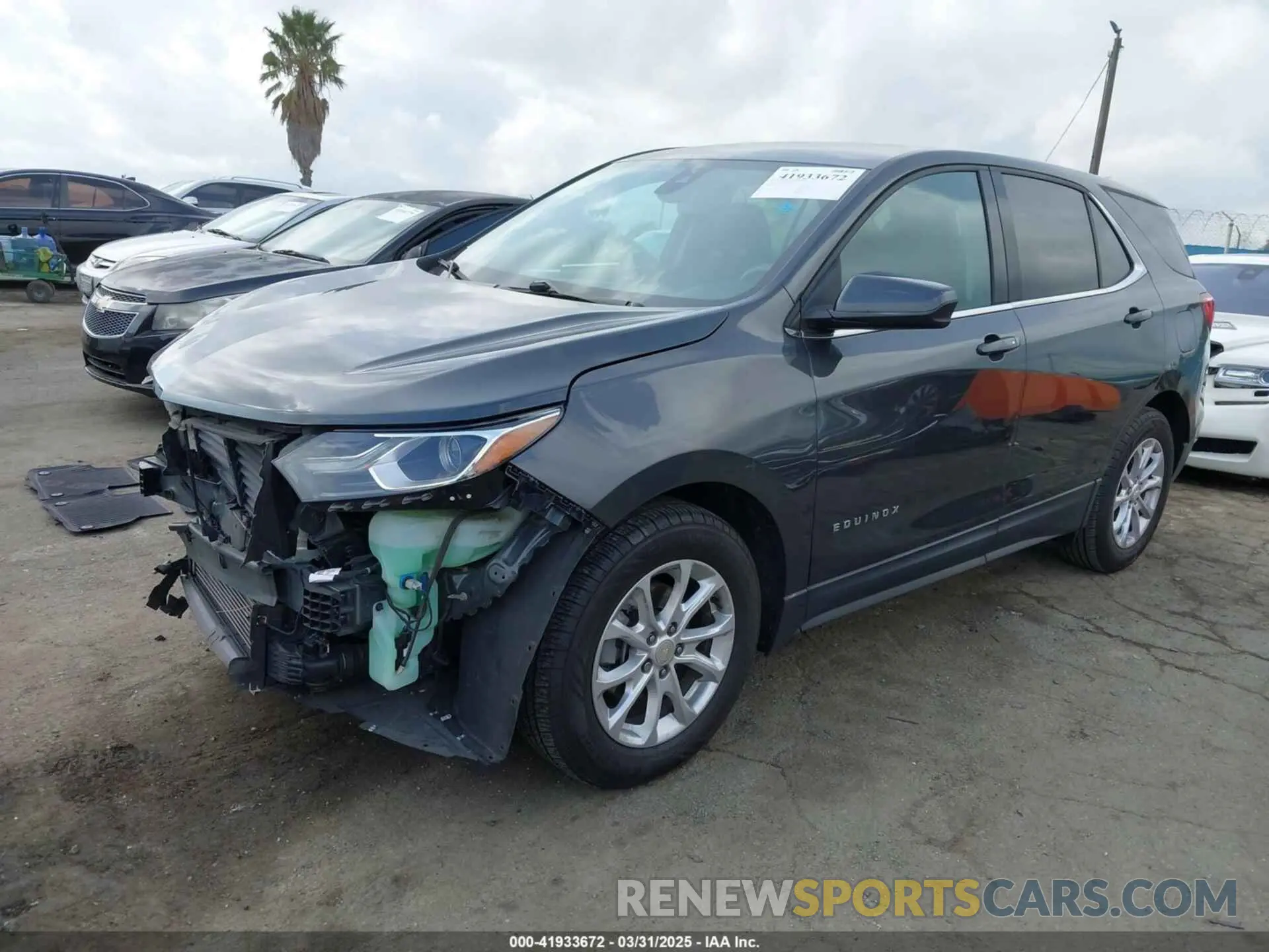 2 Photograph of a damaged car 3GNAXKEV5LS515063 CHEVROLET EQUINOX 2020
