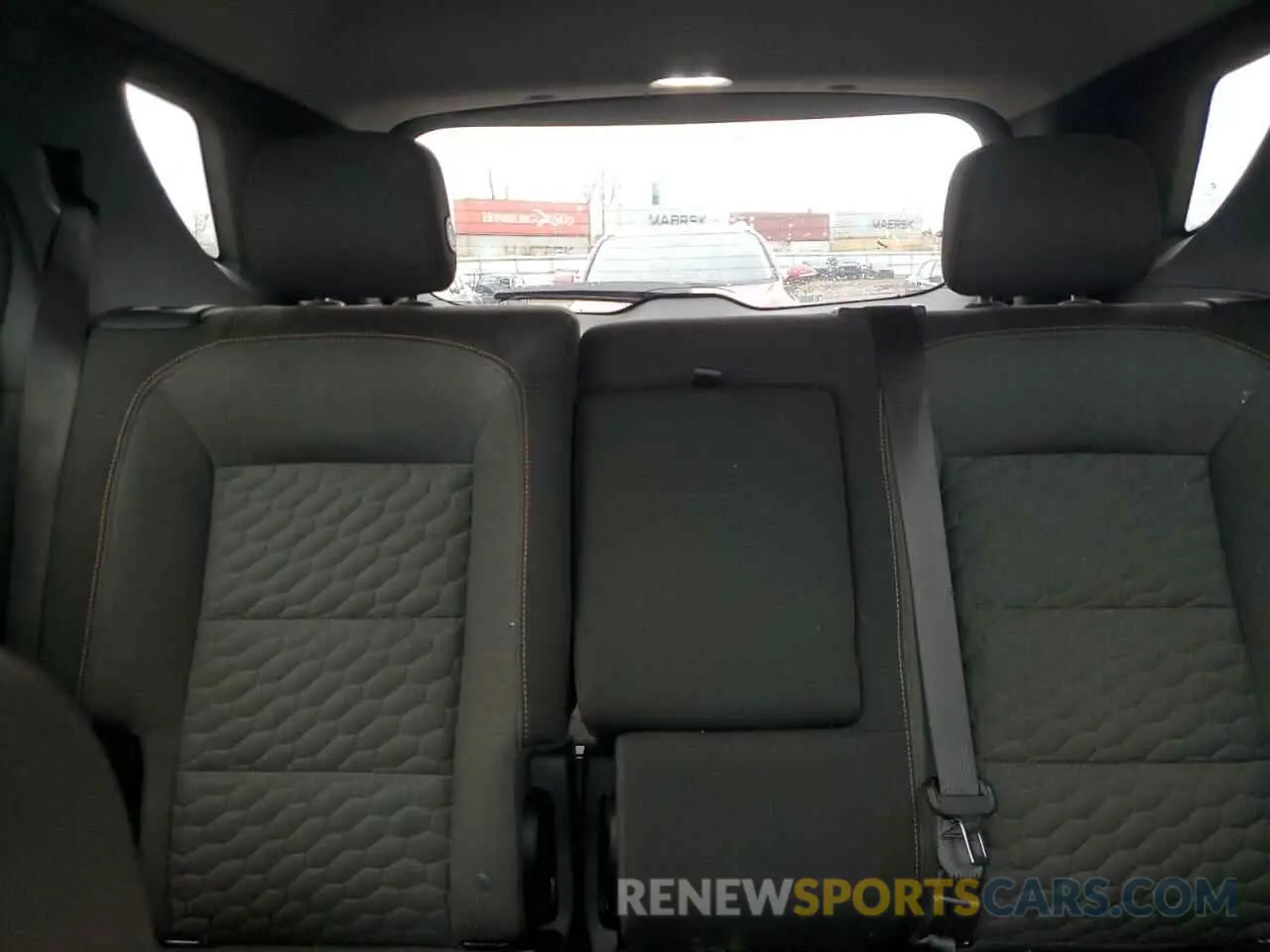 10 Photograph of a damaged car 3GNAXKEV5LS637177 CHEVROLET EQUINOX 2020