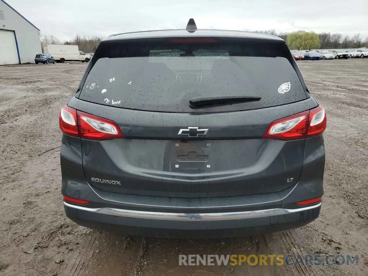 6 Photograph of a damaged car 3GNAXKEV5LS637177 CHEVROLET EQUINOX 2020