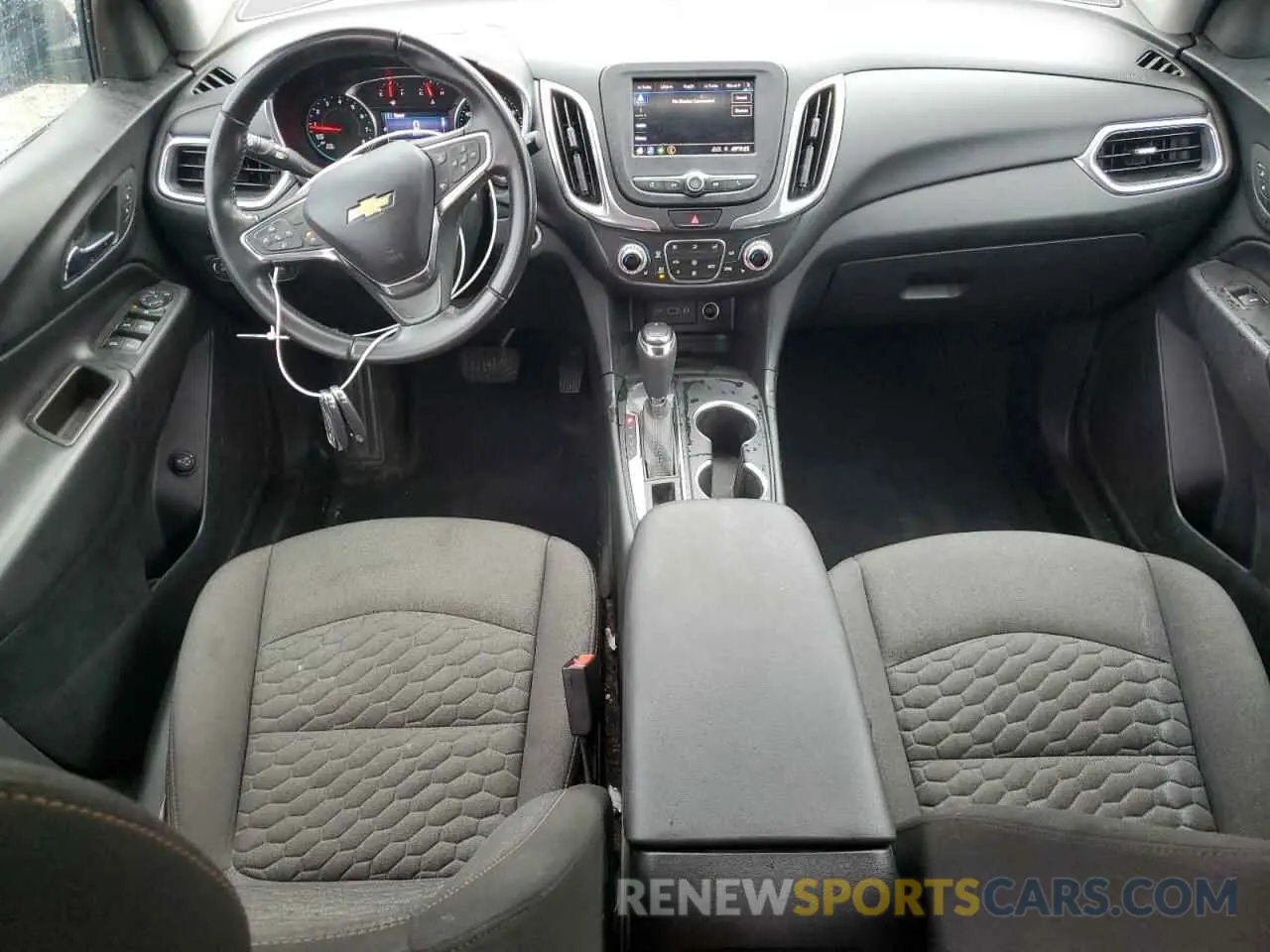 8 Photograph of a damaged car 3GNAXKEV5LS637177 CHEVROLET EQUINOX 2020